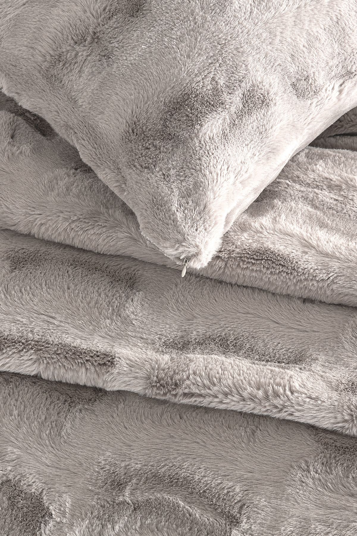 Puffy-Frida Mink Double Bedspread Set 3