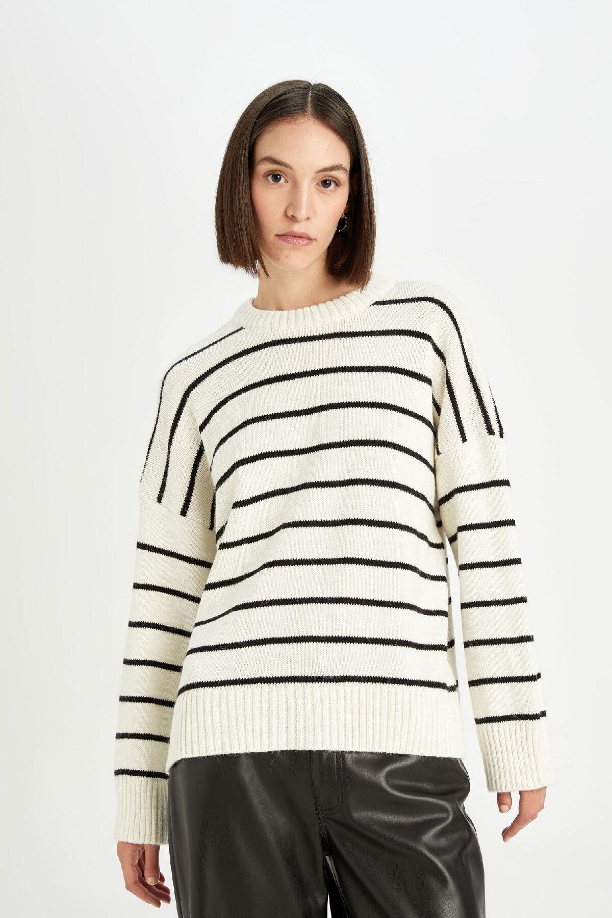 DeFacto-Oversize Fit Striped Crew nyakú pulóver D4848AXNS 8