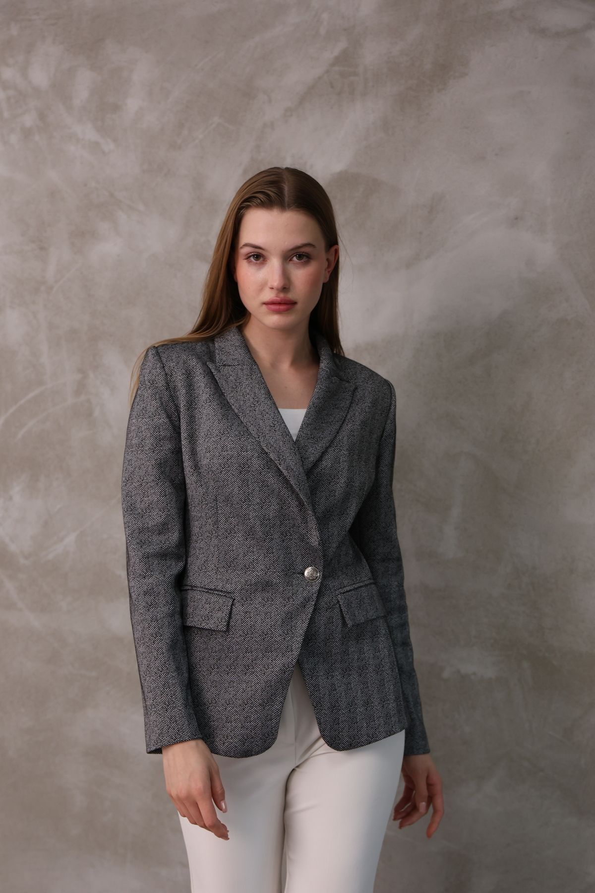 MANGOSTEEN-Women's Blazer Fit Jacket 1