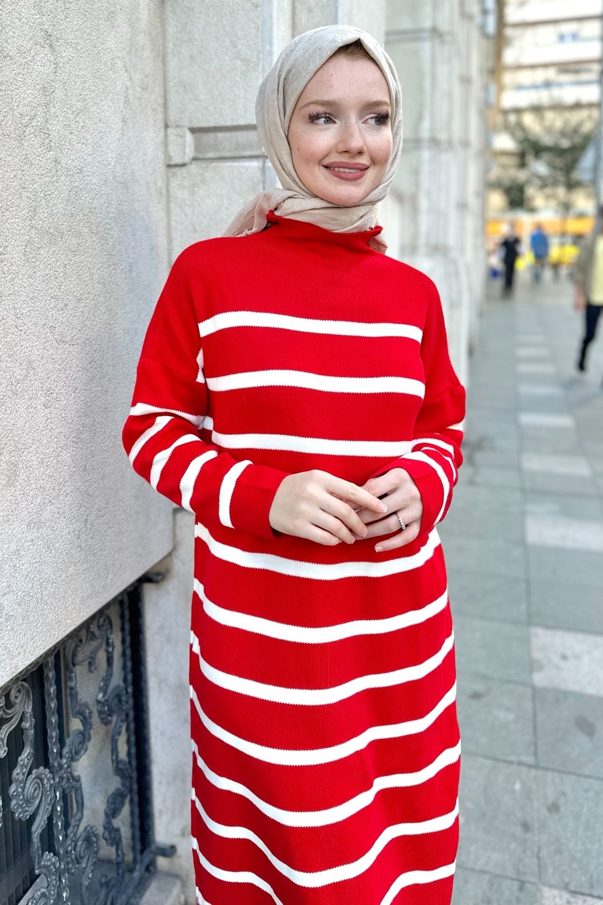 Gizce-Ases Red Knitwear Dress 2