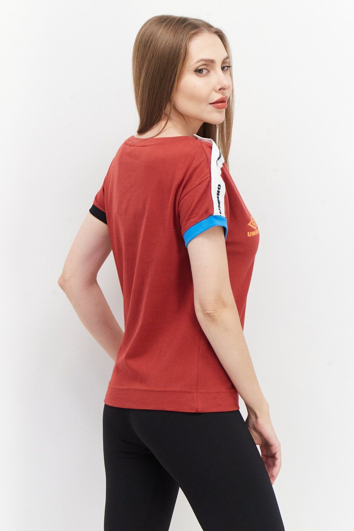 UMBRO-Women Sportswear Fit Short Sleeve Training Top, Red 3