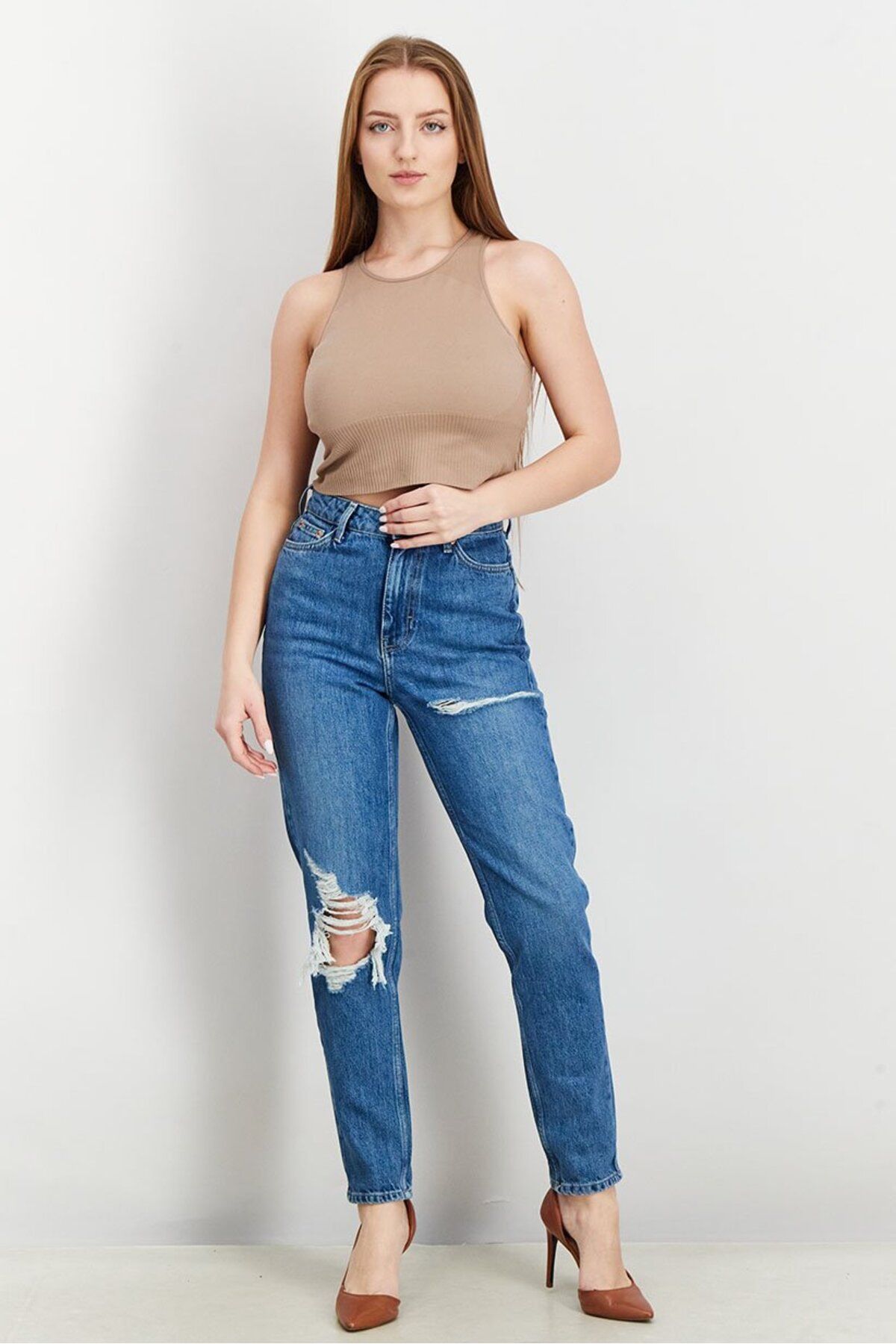 TopShop-Women Mom Fit Tapered Leg Wash Ripped Jeans, Blue 2