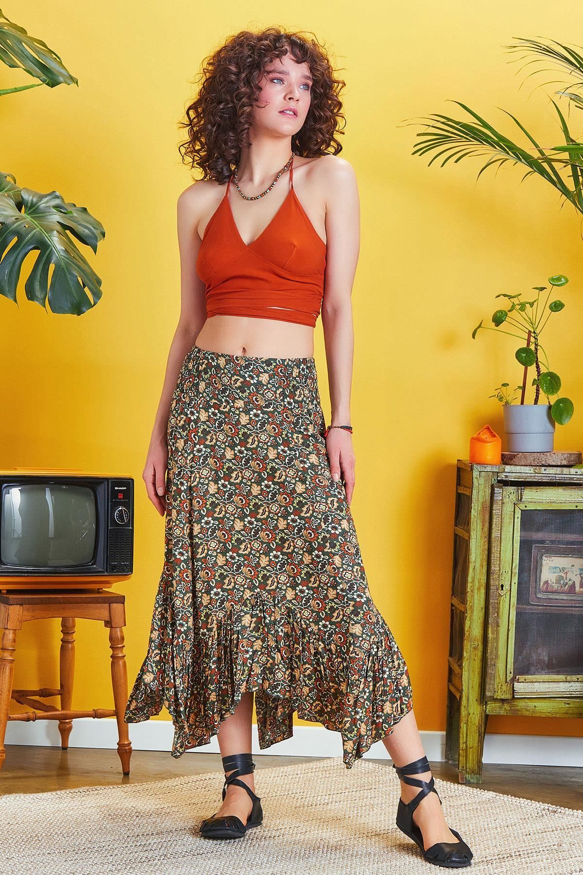 Los banditos-Bohemian Style Patterned Flounce Skirt with Elastic Waist 3