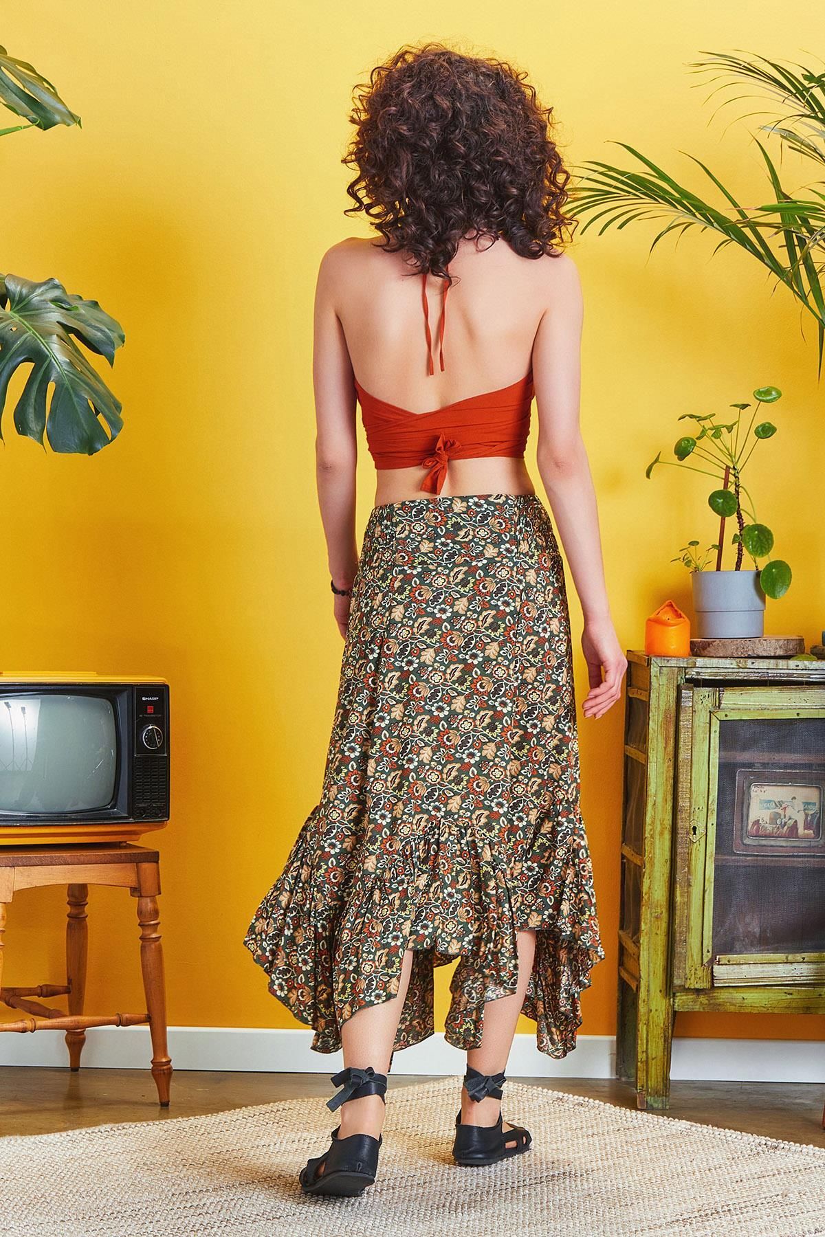Los banditos-Bohemian Style Patterned Flounce Skirt with Elastic Waist 5