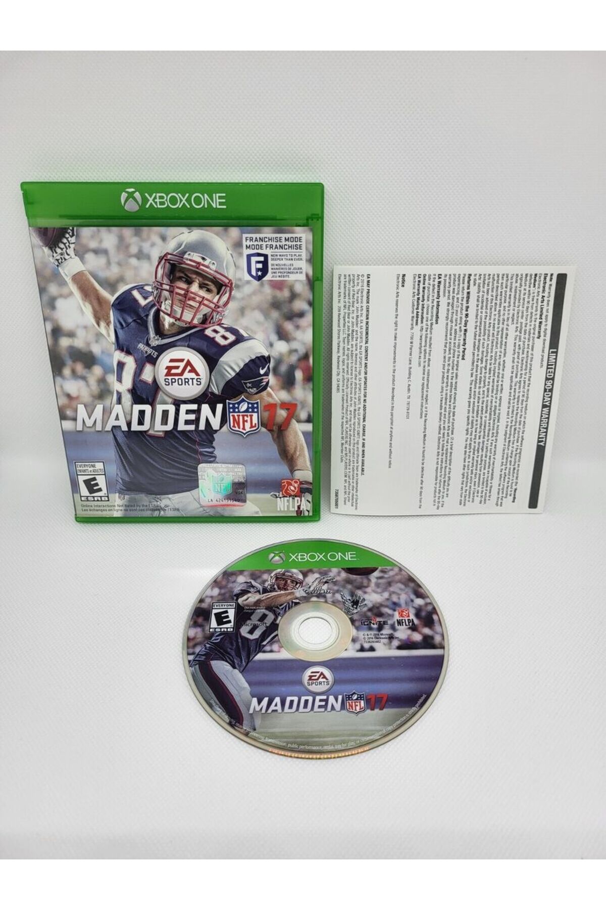 NFL Madden 17 Xbox One Oyun Teşhir Ürünüdür