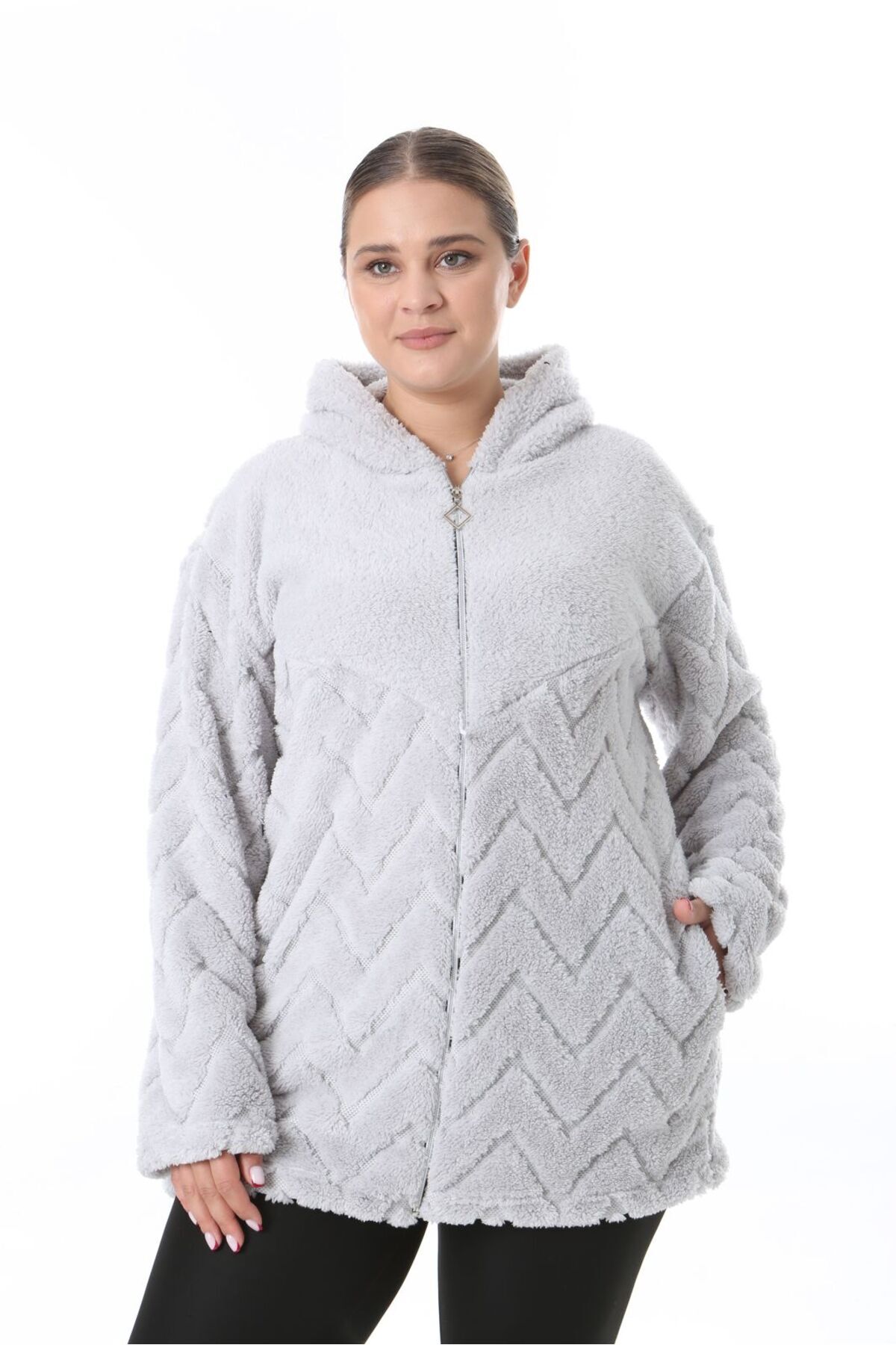 BİrHoşButik Büyük Beden Likralı Yumuşak Cepli Kapşonlu Fermuarl Kadın Giyim Esnek Trend Kışlık Peluş Polar Hırka görsel 2