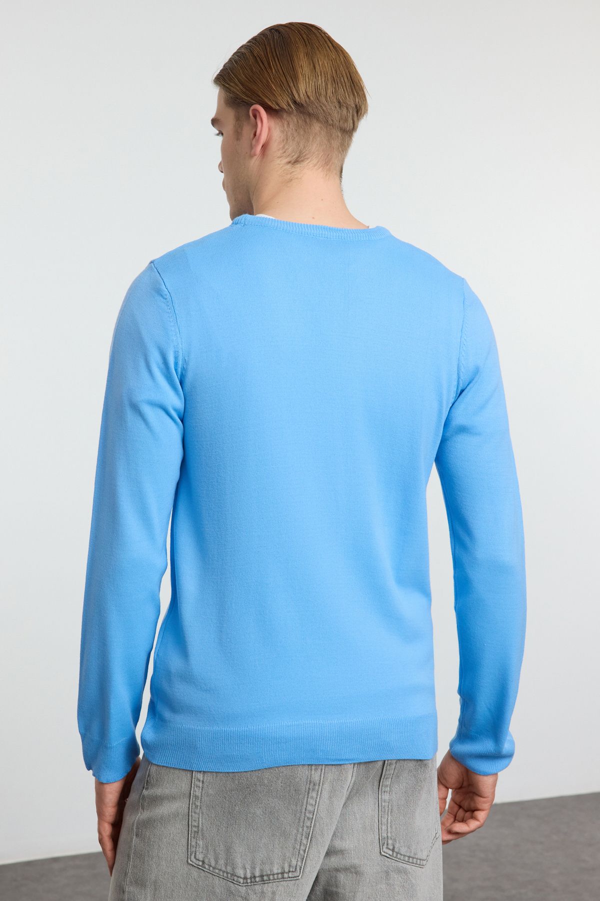 Trendyol Collection-Μπλε λεπτή εφαρμογή Crew Neck Απλό Πλεκτό Πουλόβερ TMNAW21KZ0756 5