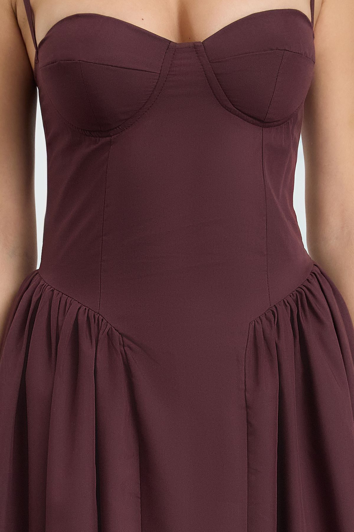 Kolekcia Trendyol-Hnedé popelínové tkané midi šaty A-Line TPRSS24EL00294 4
