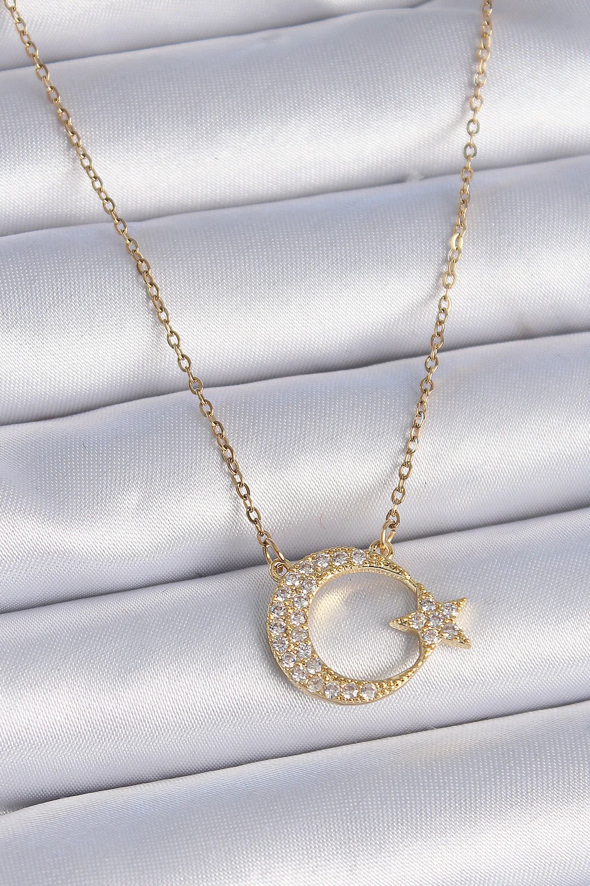 Evinso 316L Çilek Zincir Gold Renk Zirkon Taşlı Ay Yıldız Model Kadın Kolye