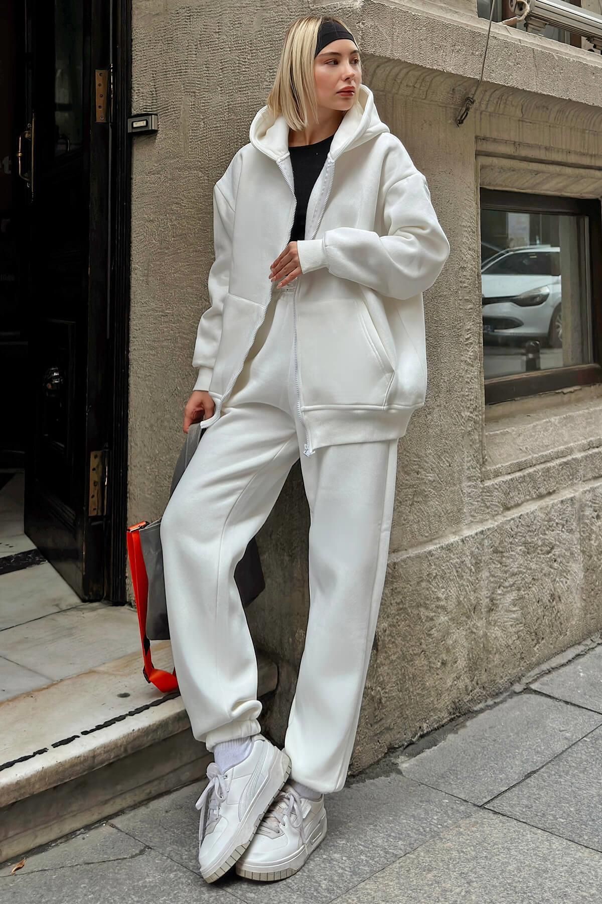 complete the look image