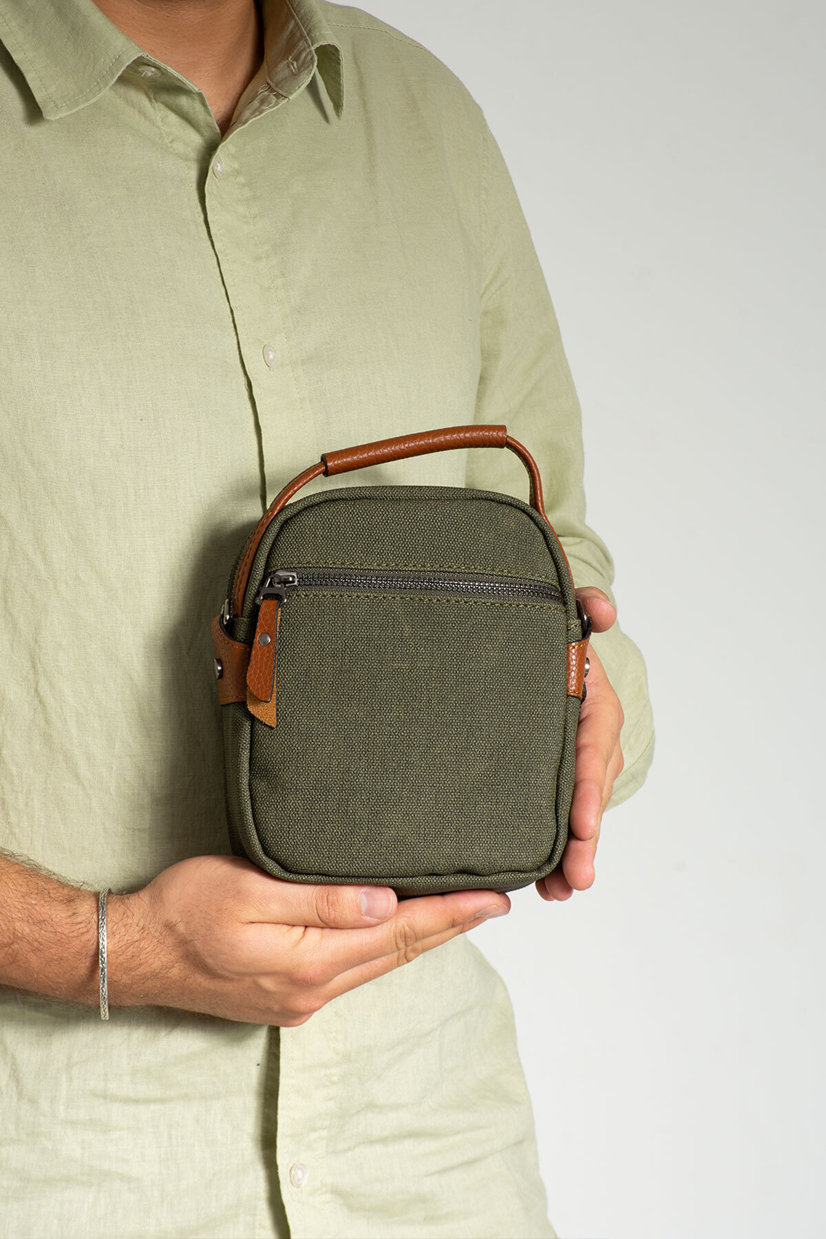 M 413 Mega Bag Erkek Omuz Askılı Portföy Çanta, El Çantası
