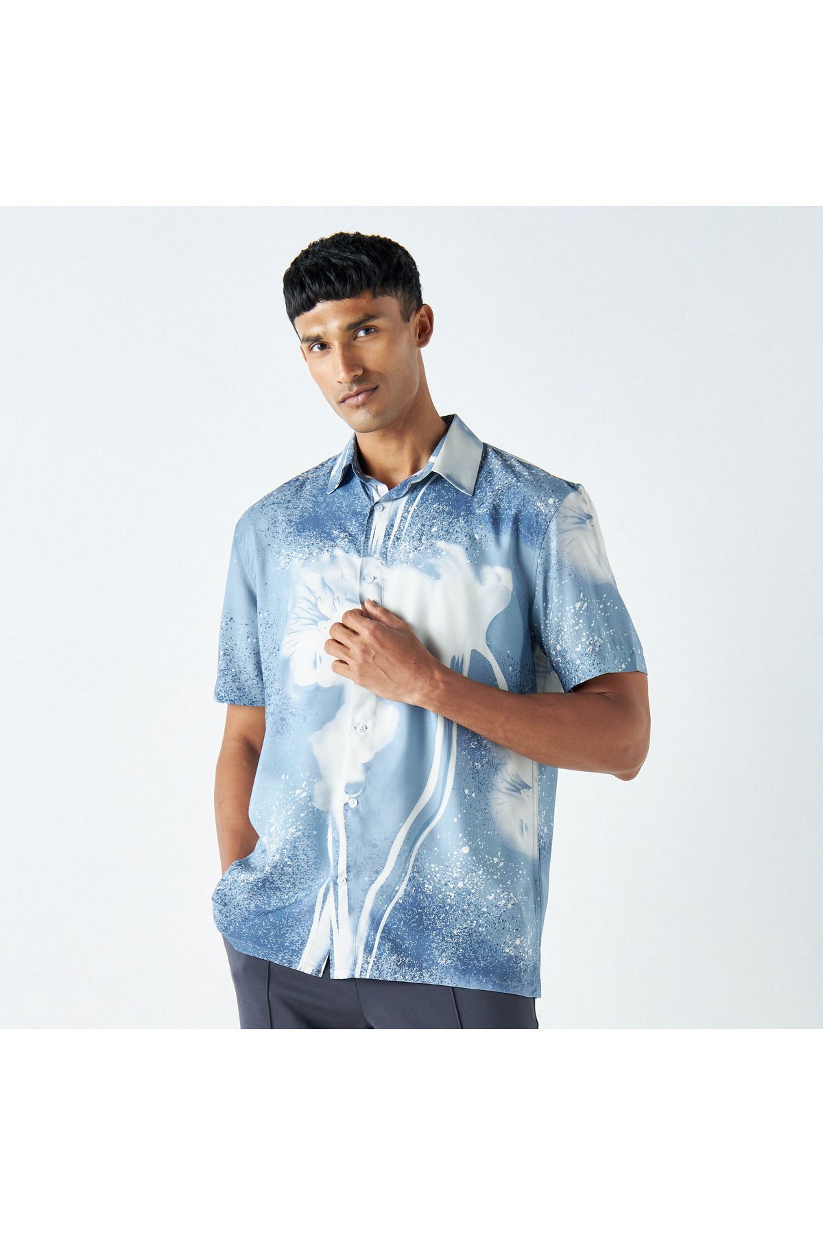 Iconic-All-Over Print Shirt with Short Sleeves 1