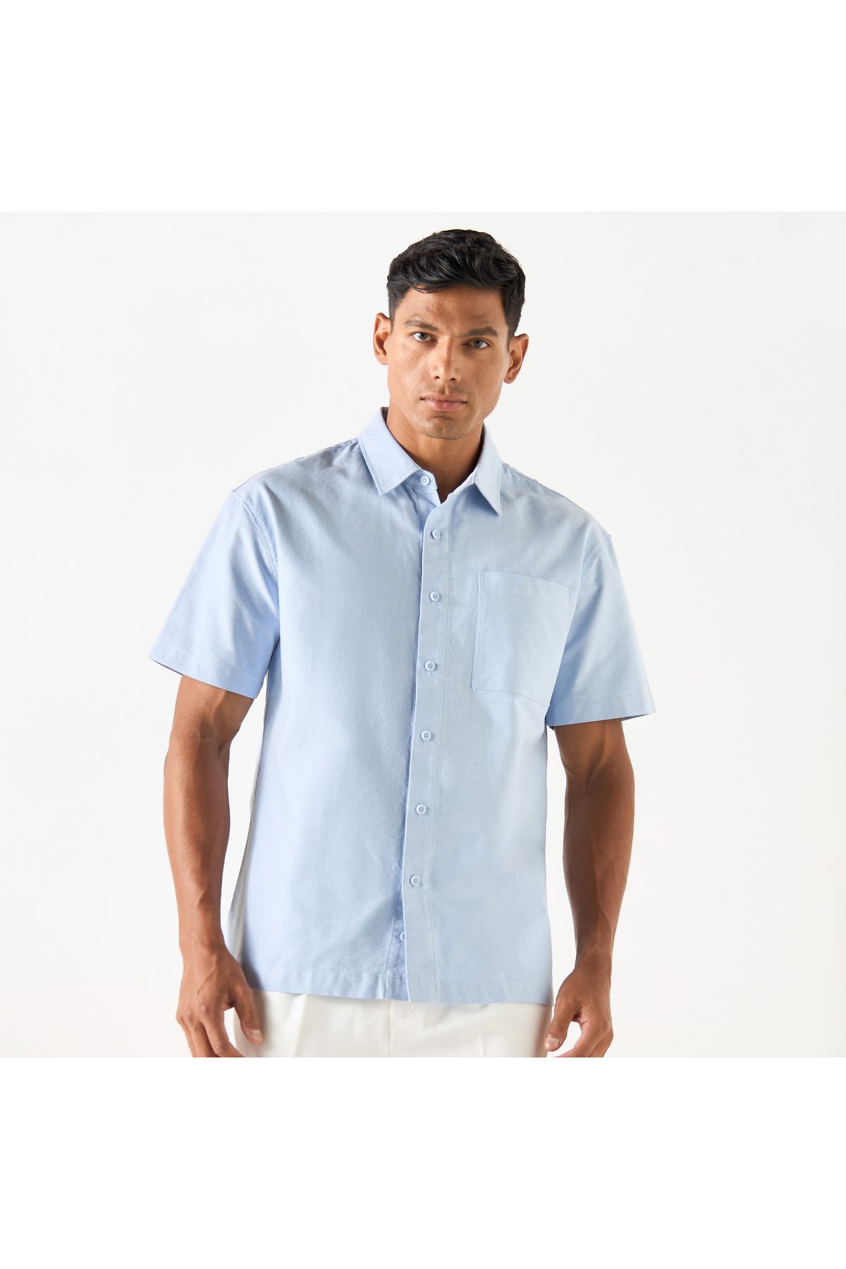 Iconic-Solid Shirt with Short Sleeves and Pocket 1