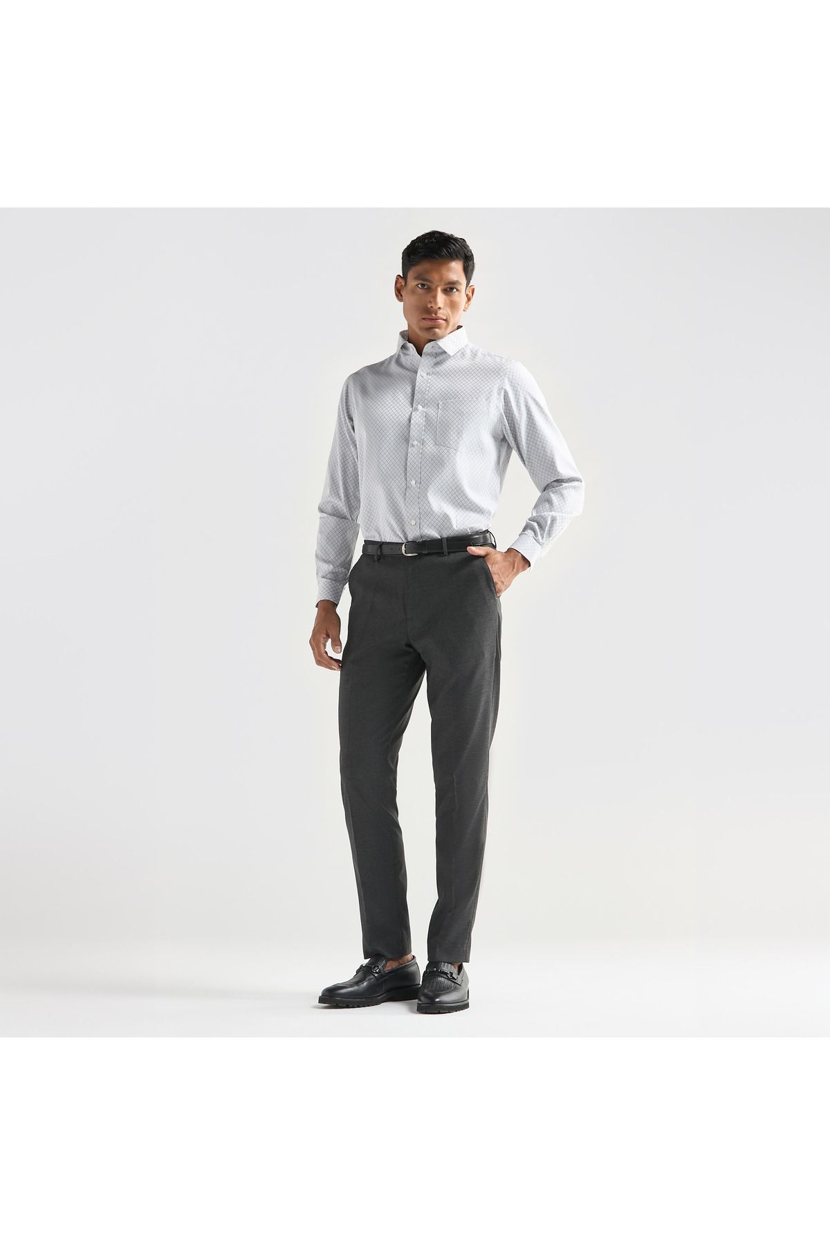 FAV-Slim Fit Trousers with Pockets 2