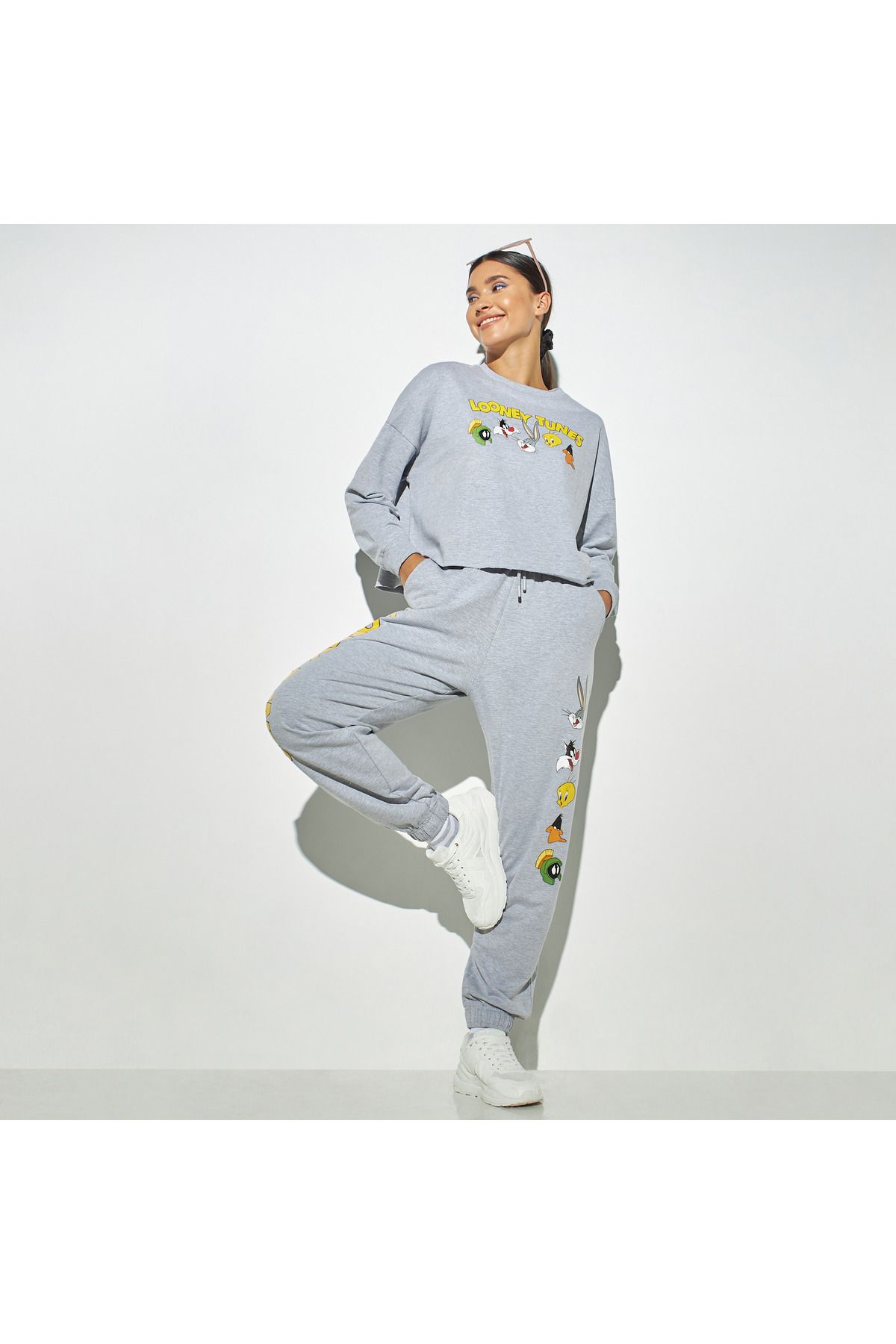 SP Characters-Looney Tunes Print Relaxed Fit Joggers with Drawstring Closure and Pockets 2
