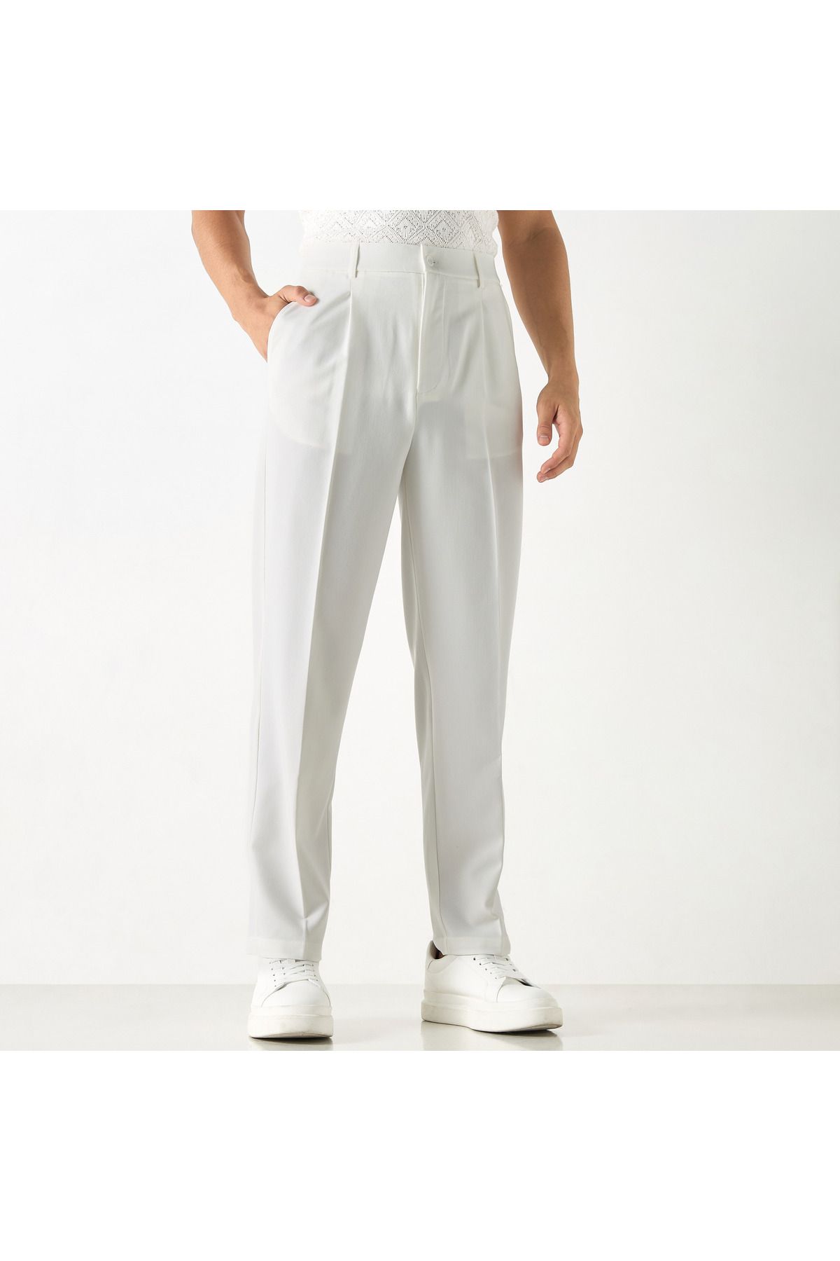 Iconic-Solid Pants with Button Closure and Pockets 1