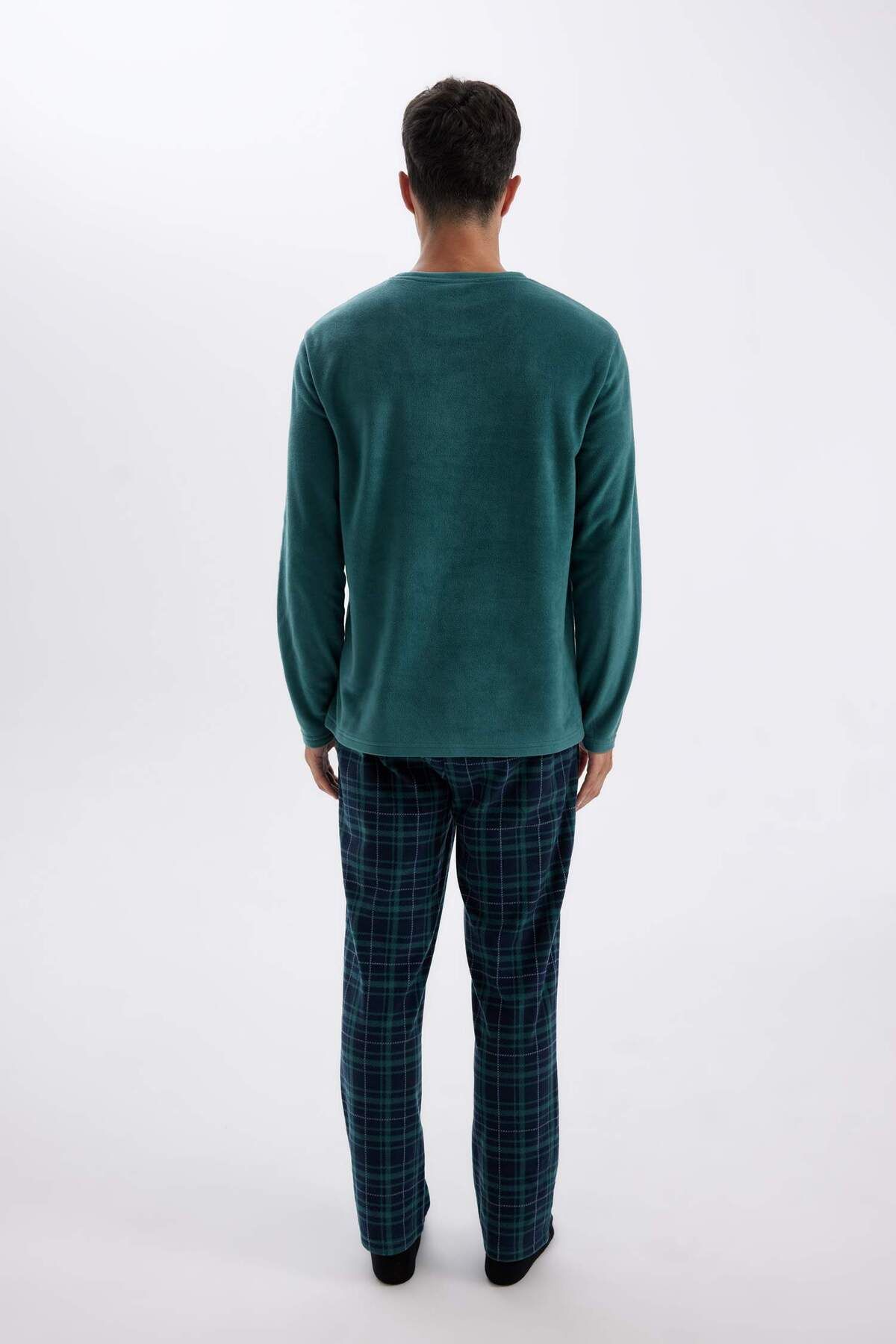 DeFacto-Regular Fit Fleece Pajamas Set Long Sleeve Top with Pattern Long Bottom D0047Ax24Wn 6