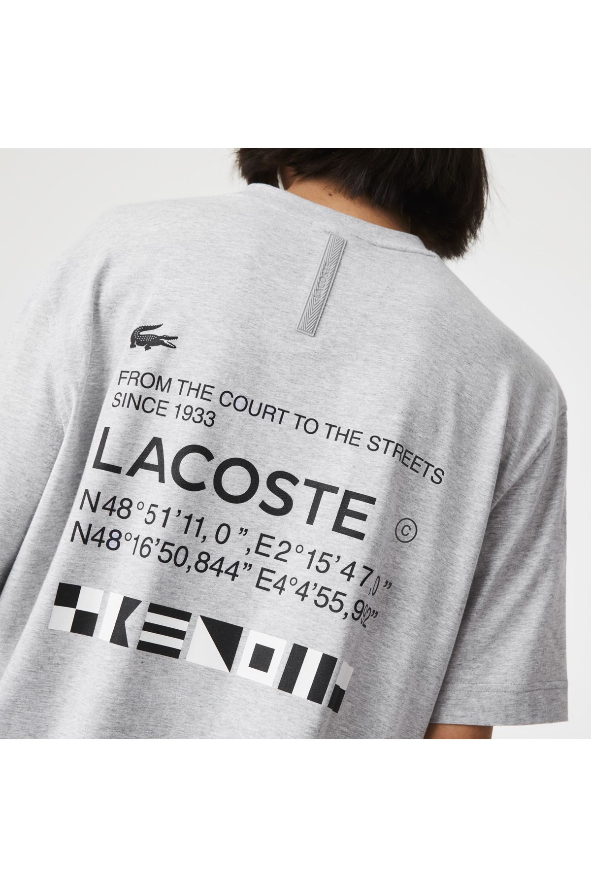 تی شرت خاکستری مردانه یقه دوچرخه تناسب طرح دار Lacoste