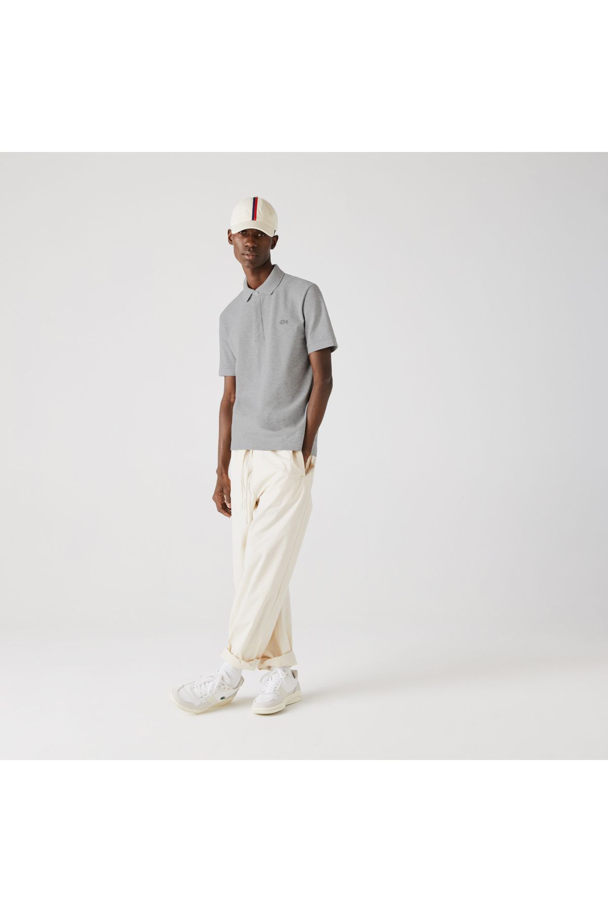 تی شرت یقه پولو سفید مردانه به طور منظم و پاریس چوگان Lacoste