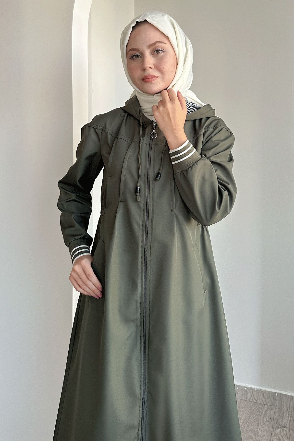 InStyle-Pleat Detail Khaki Trench Coat with Elastic Waist 2