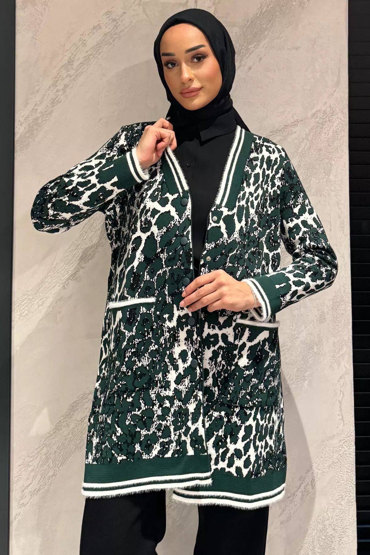 julude-Emerald Green Women's Patterned Hijab Sweater Cardigan with Pockets 6