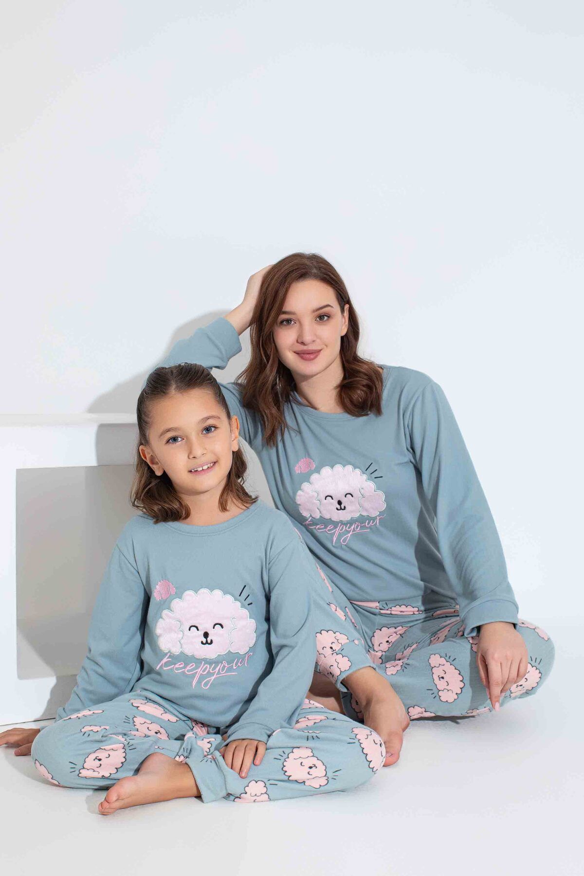 Tarık-Women's Light Green Dog Patterned Mother Girl Combination Thermal Pajama Set 1