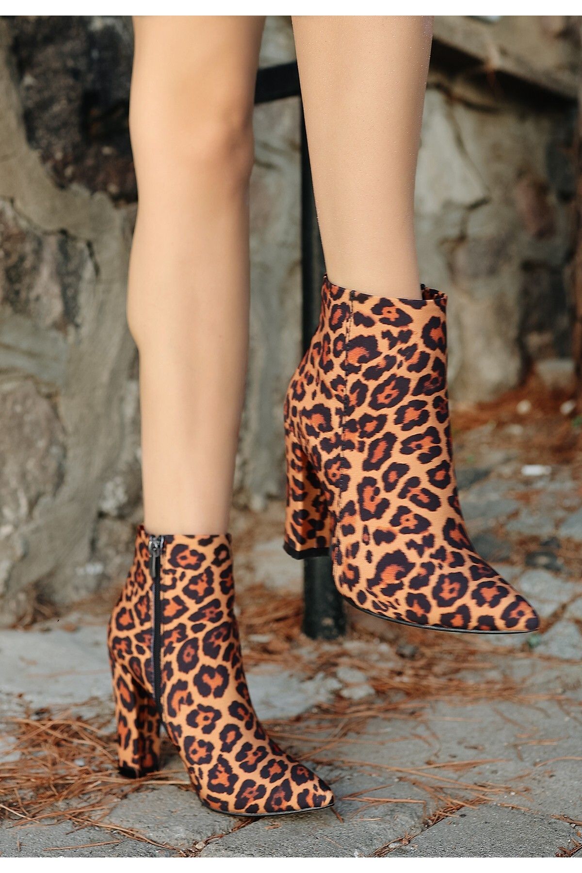 Erbilden-Cizme cu toc din satin leopard Loora 2