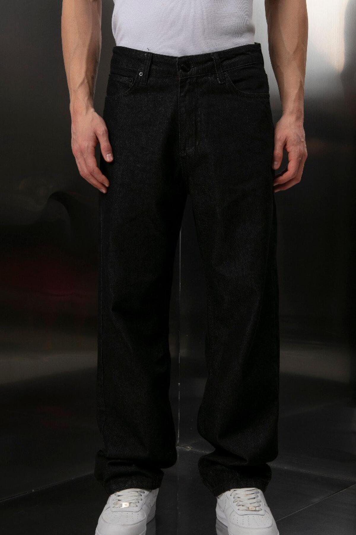 complete the look image