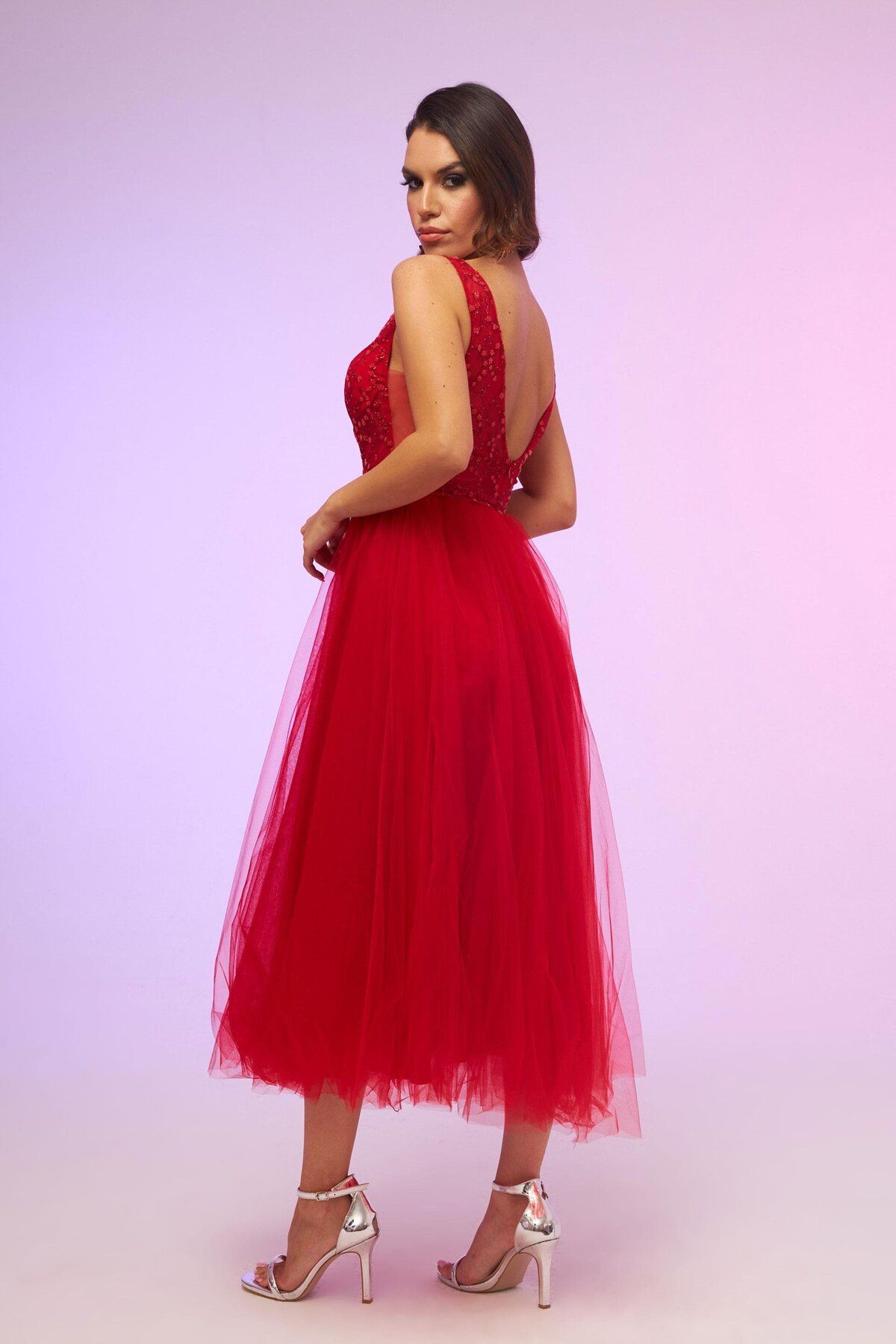 Carmen-Rotes, tief sitzendes Midikleid aus Tüll 5