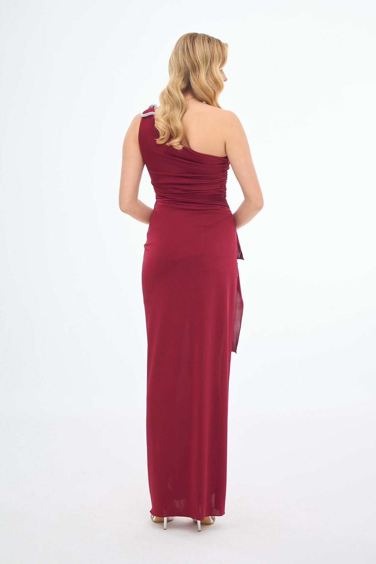 Carmen-Rochie de seară nisipoasă cu o mânecă burgundă 5