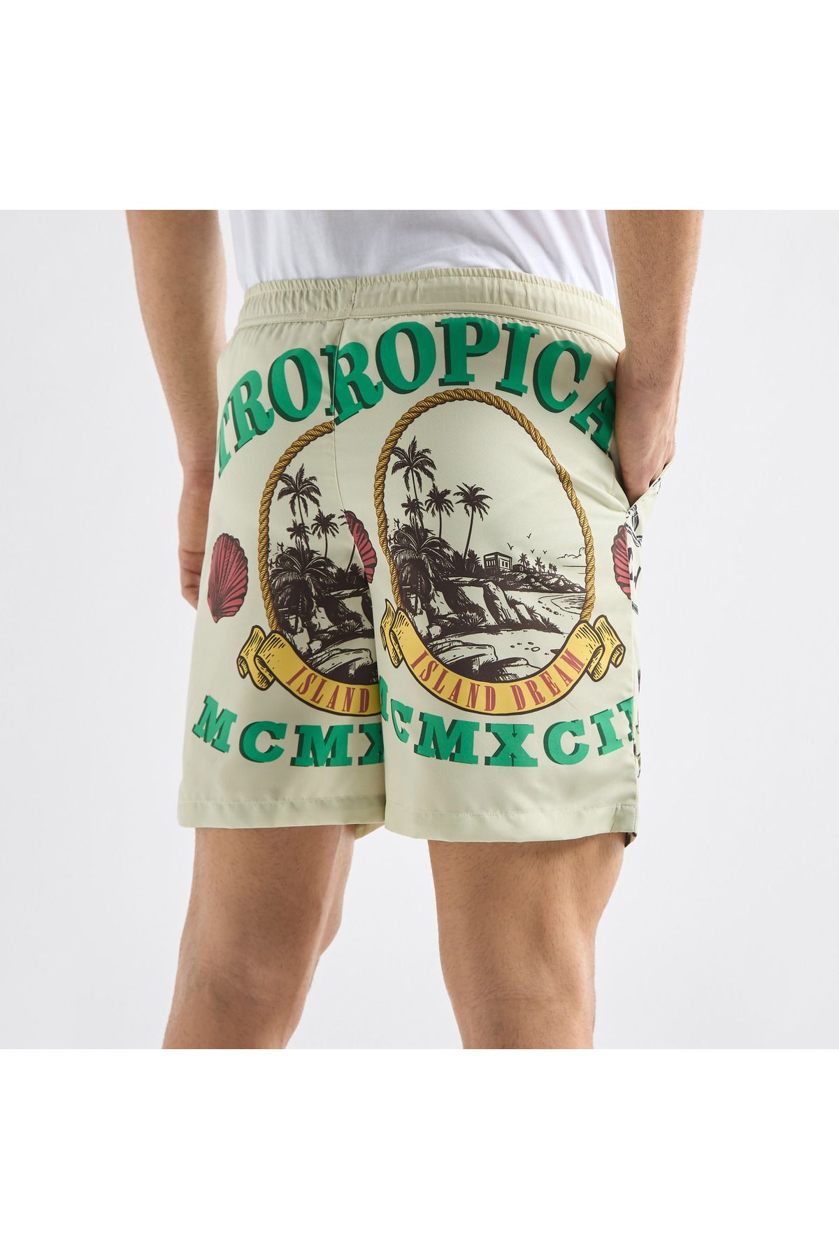 FAV-Palm Tree Print Shorts with Drawstring Closure and Pockets 3