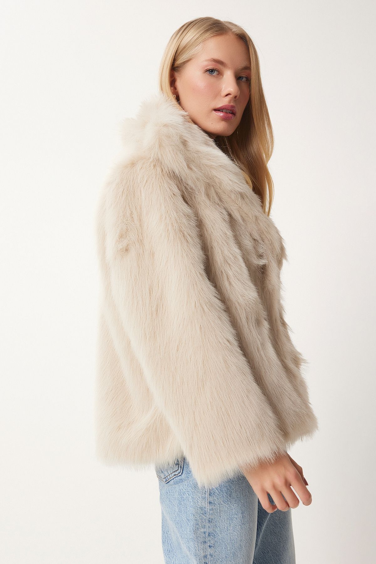 Lovelyİstanbul-Shawl Collar Lined Faux Fur Jacket Beige Lul0015 3