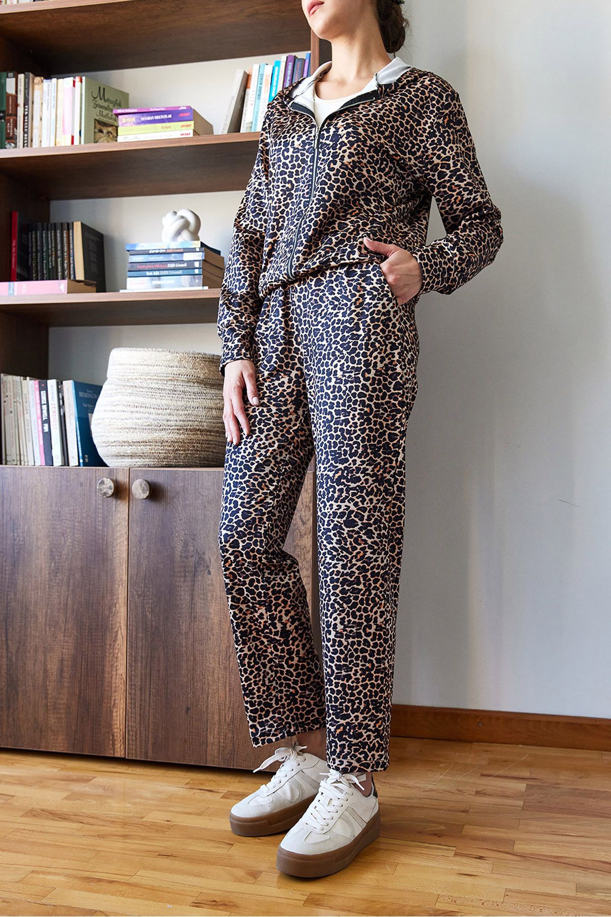 Bianco Lucci-Leopard Patterned Top and Bottom Set Mbms049 60501049 4