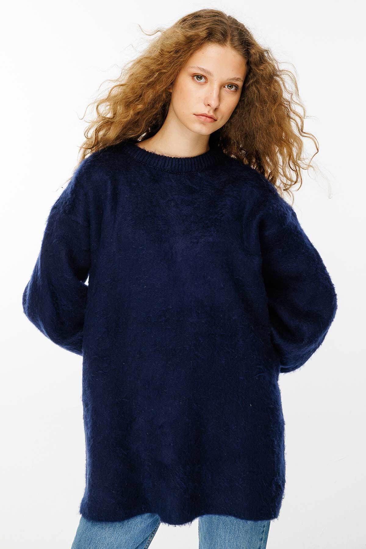 Hooopstore-Navy Blue Sweater with Belted Bird Eyes 6