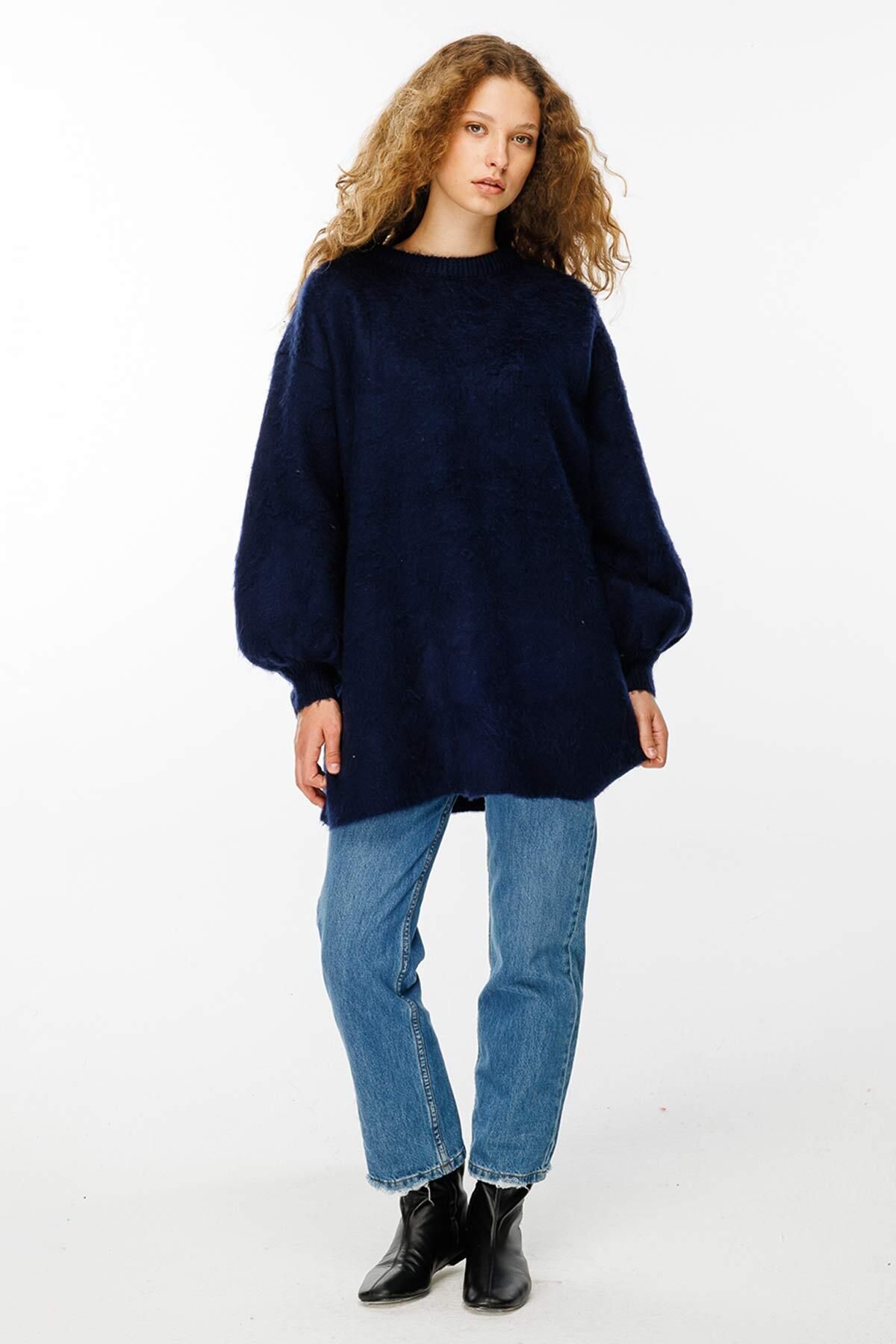 Hooopstore-Navy Blue Sweater with Belted Bird Eyes 4