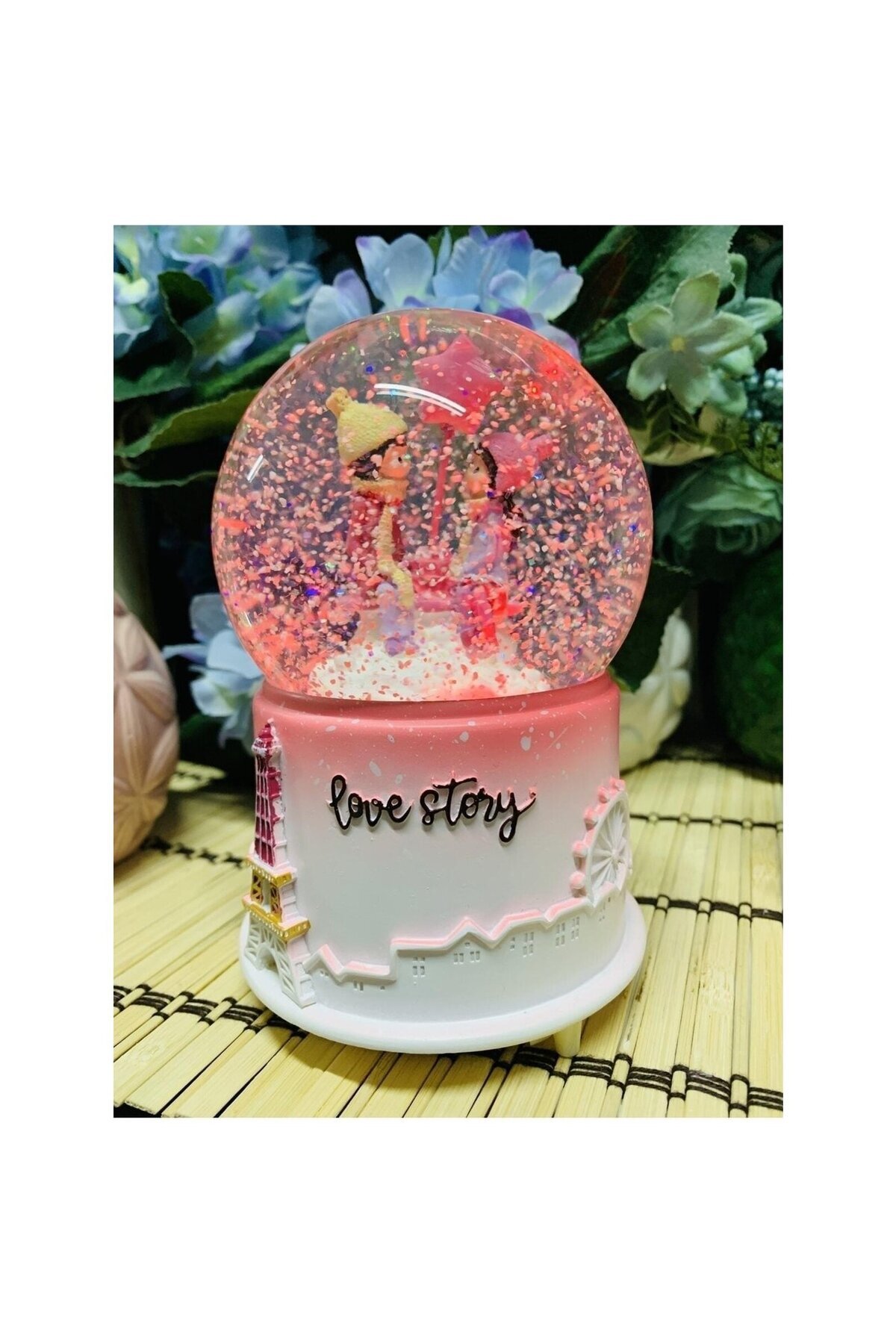 Mirabella Gift Love Story Işıklı Müzikli Püskürtmeli Büyük Boy Kar Küresi 15 CM Sevgiliye Arkadaşa Hediye