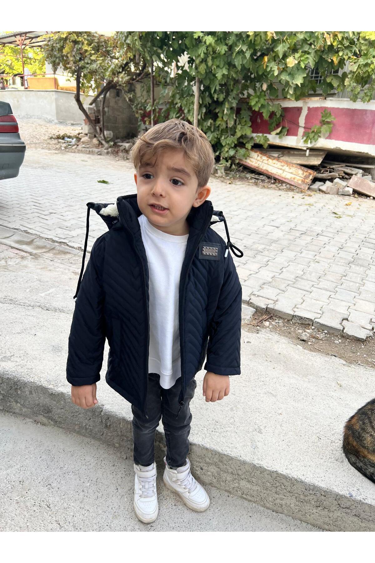 FREE ARSLAN COLLECTİON Erkek Kapitne Çocuk Bebe Siyah İçi Peluş Astarlı Çıkarılabilen Kapüşonlu Çocuk Bebe Mont fotoğrafı 7 (önizleme)