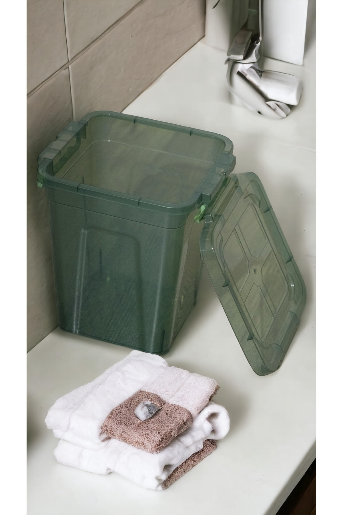 biedda-10 Liter Green Plastic Vertical Deep Storage and Organizing Container with Lock Lid 5