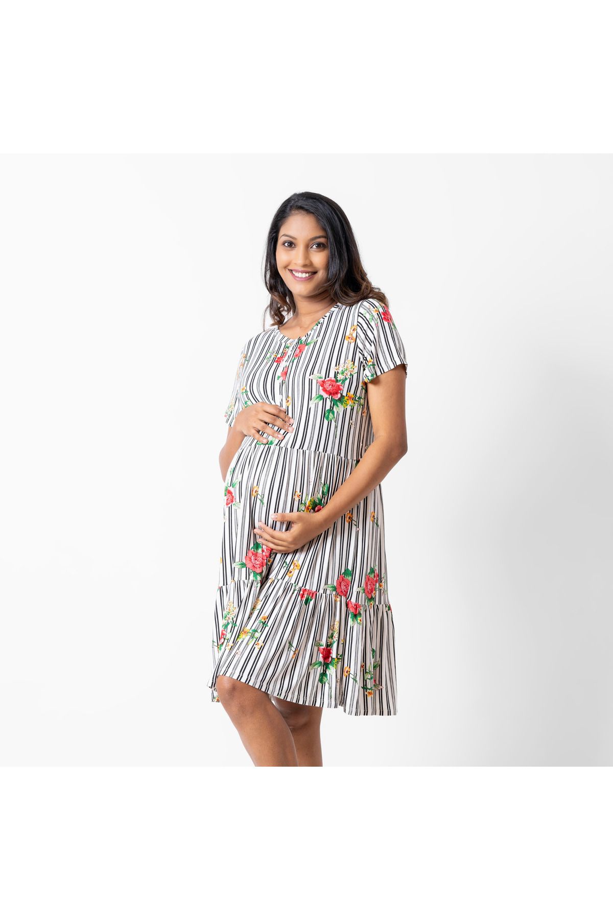 Aadaraya-All-Over Floral Print Maternity Sleepshirt 3