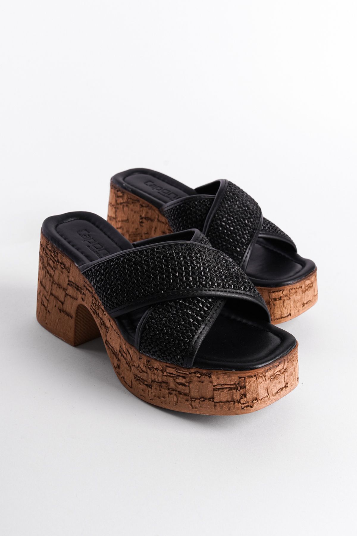 دمپایی مشکی زنانه سکوهای قارچ مبتنی بر Wicker Cross Band Dlippers Capone Outfitters