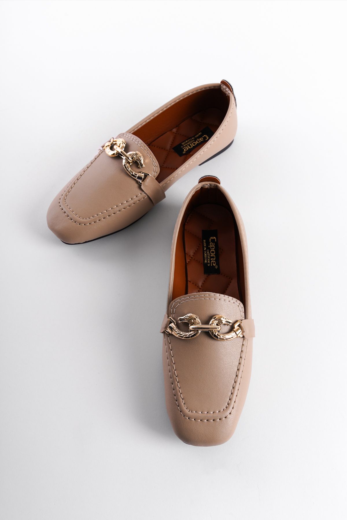 لوفر نود زنانه با لوازم جانبی دست و پنجه نرم فلزی Capone Outfitters