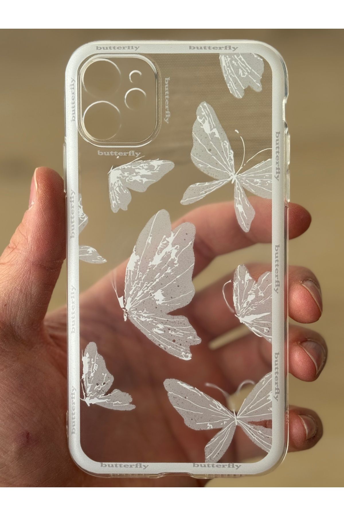 apple iphone 11 couverture de silicone avec des motifs de papillons transparents