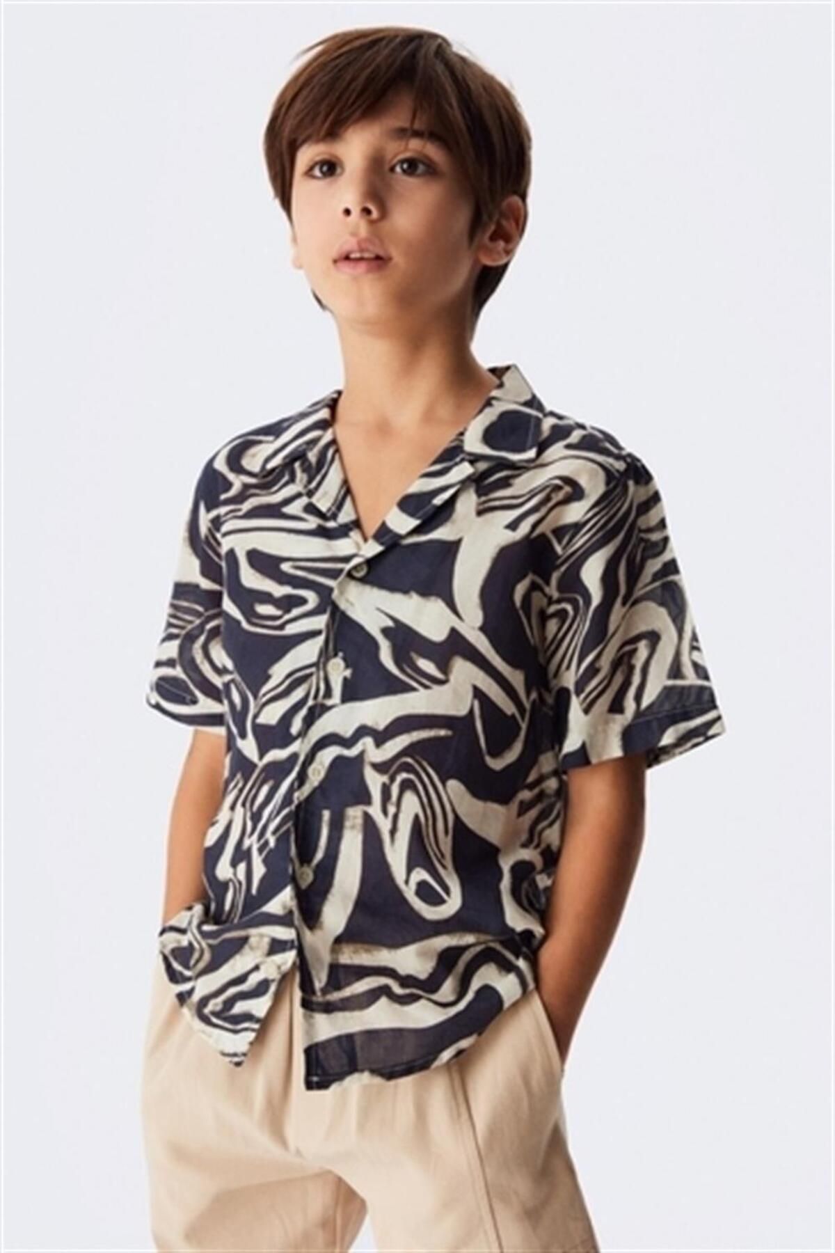 nk kids-Boy's Wave Pattern Shirt 1