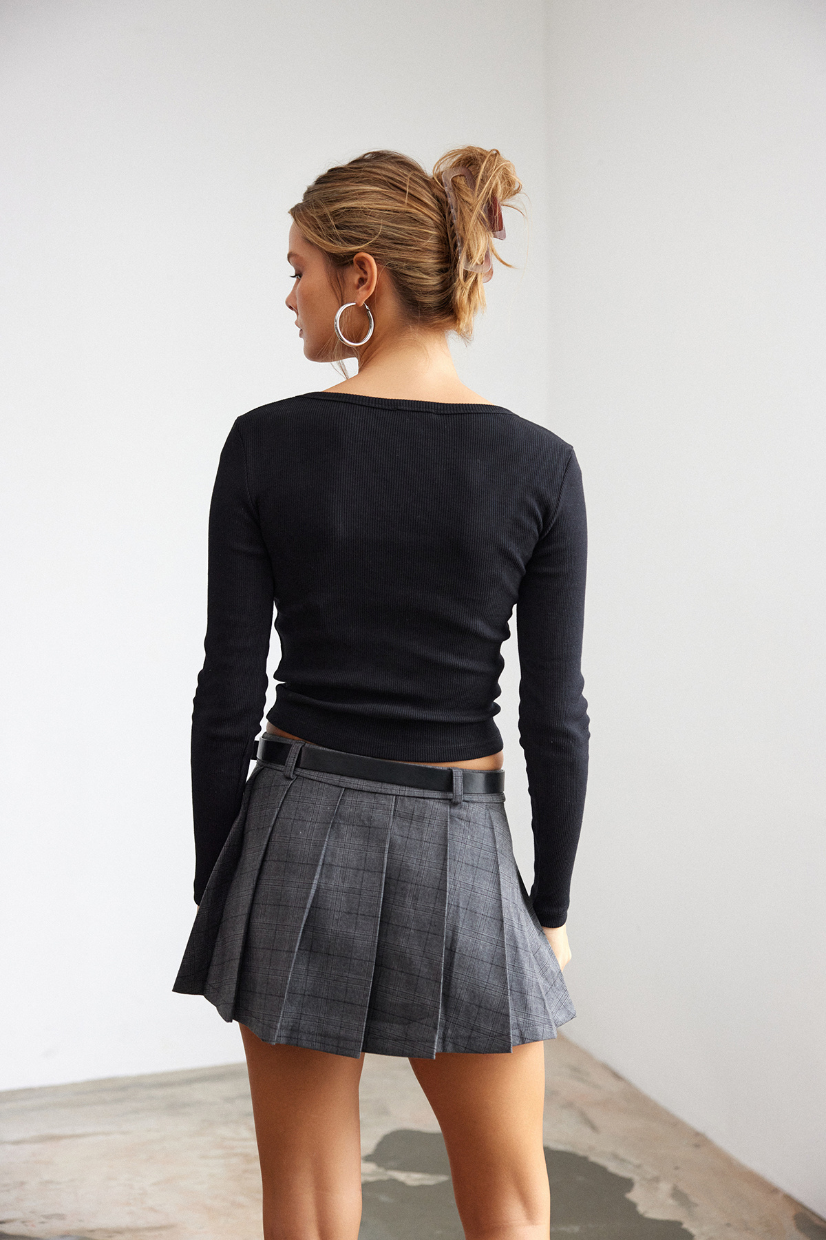 Bases-Open Neck Long Sleeve Camisole T-Shirt 8