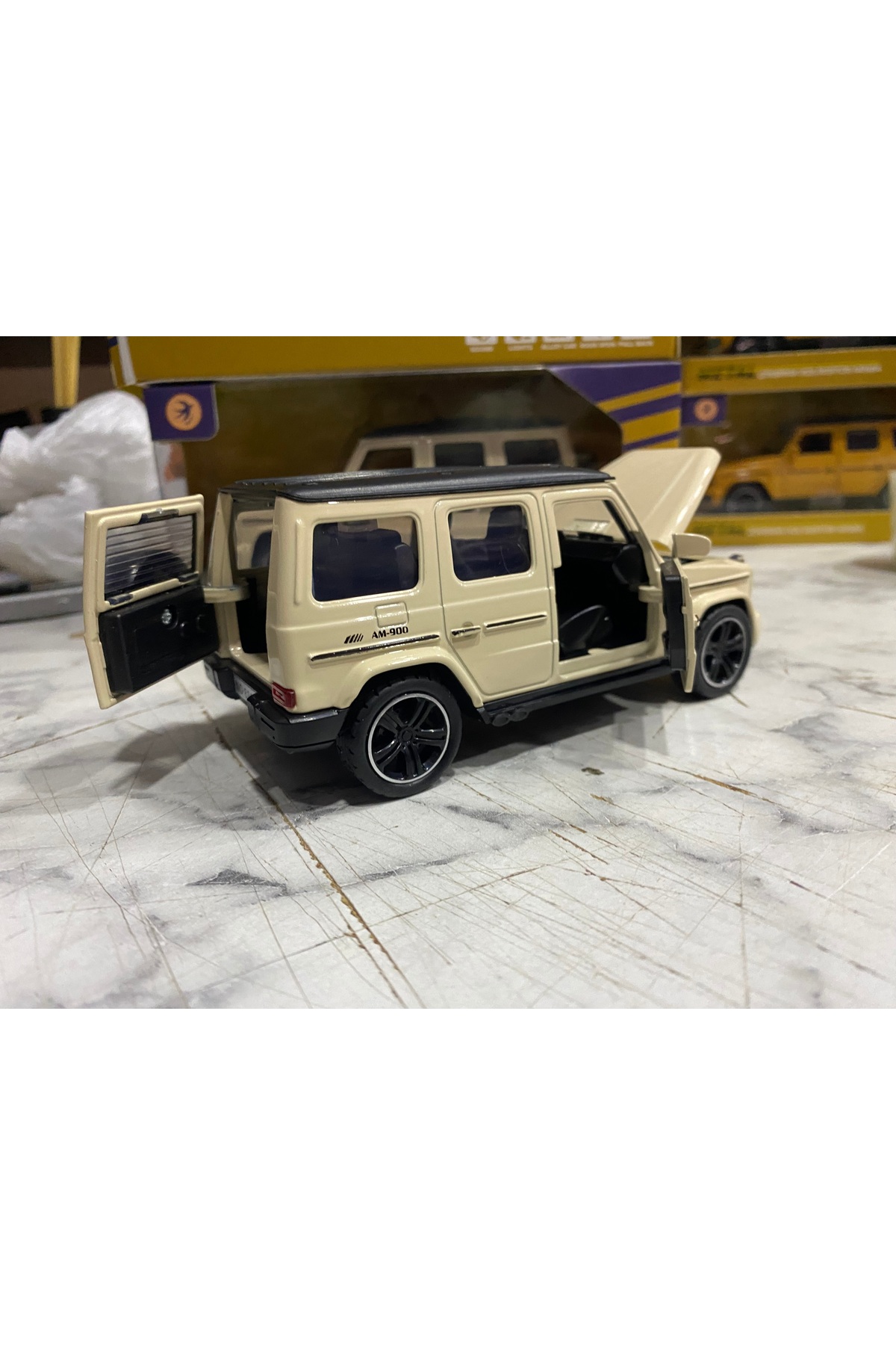 liss çarşı Mercedes G65  Uyumlu Jeep Metal Aksamlı Kaput Bagaj ve Kapıları Açılan Koleksiyon Çek Bırak Araba fotoğrafı 4 (önizleme)
