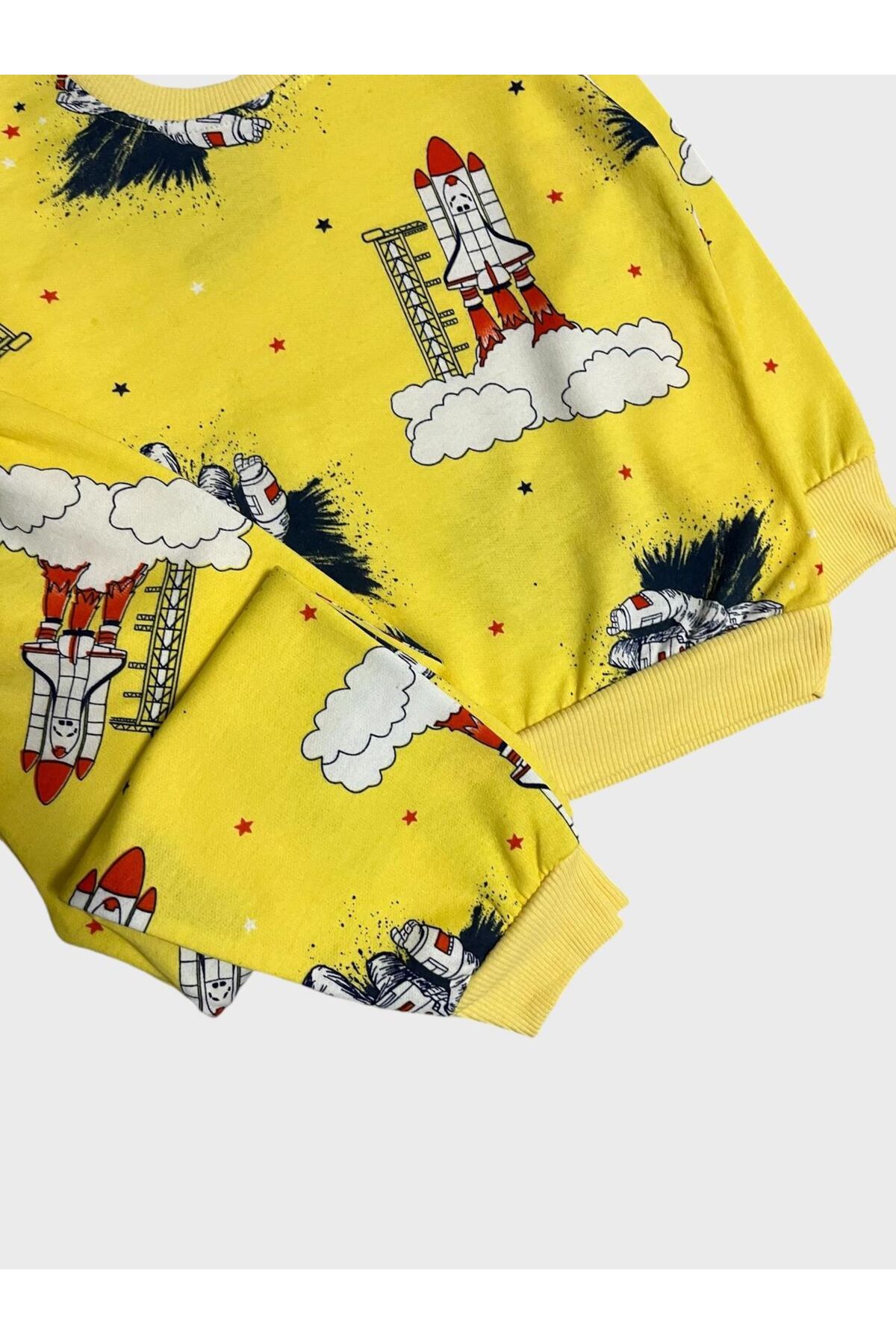ALİŞ KİDS Erkek Çocuk Pamuklu Şardonlu Sarı Astronot Füze Desenli Uzun Kollu Pijama Takımı fotoğrafı 4 (önizleme)