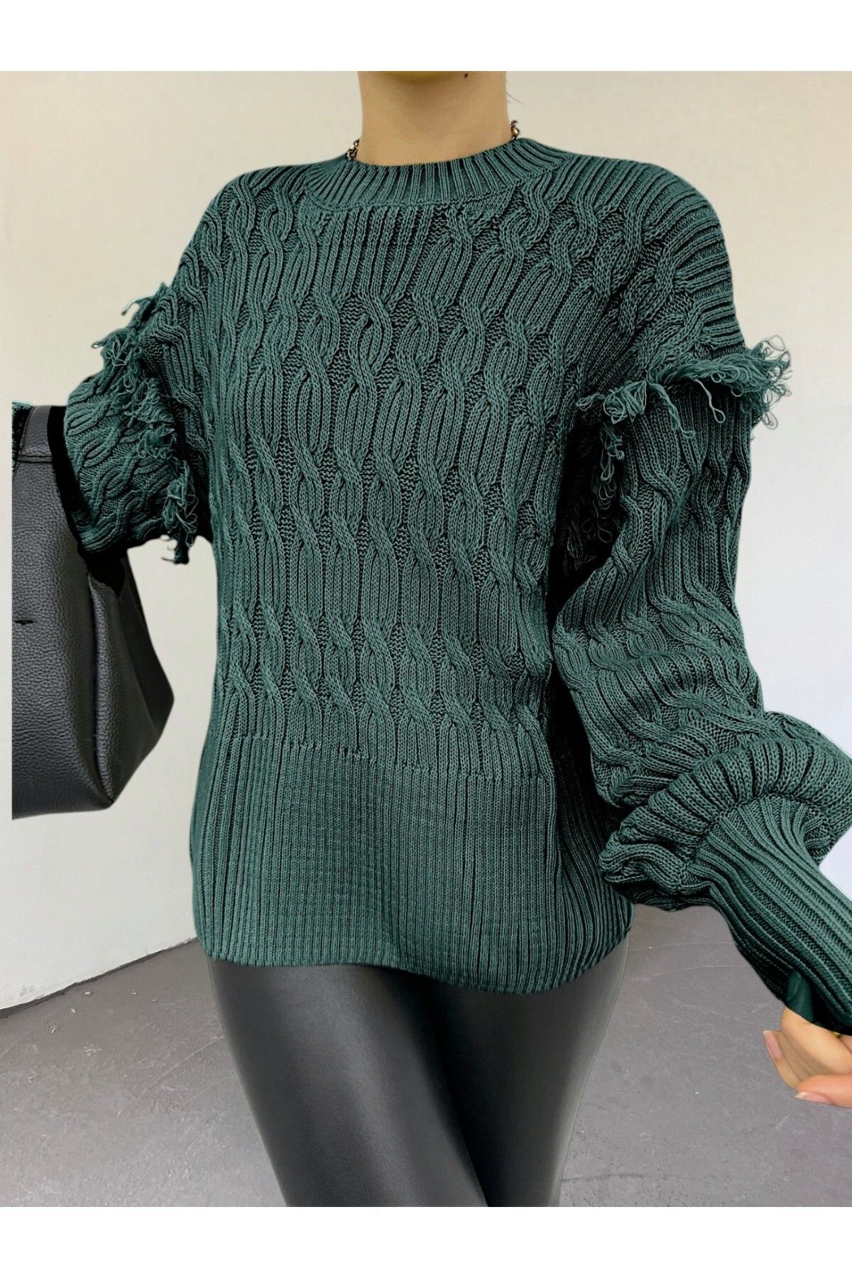 Modamorfo-Strickpullover mit Ballonärmeln und Quasten 3