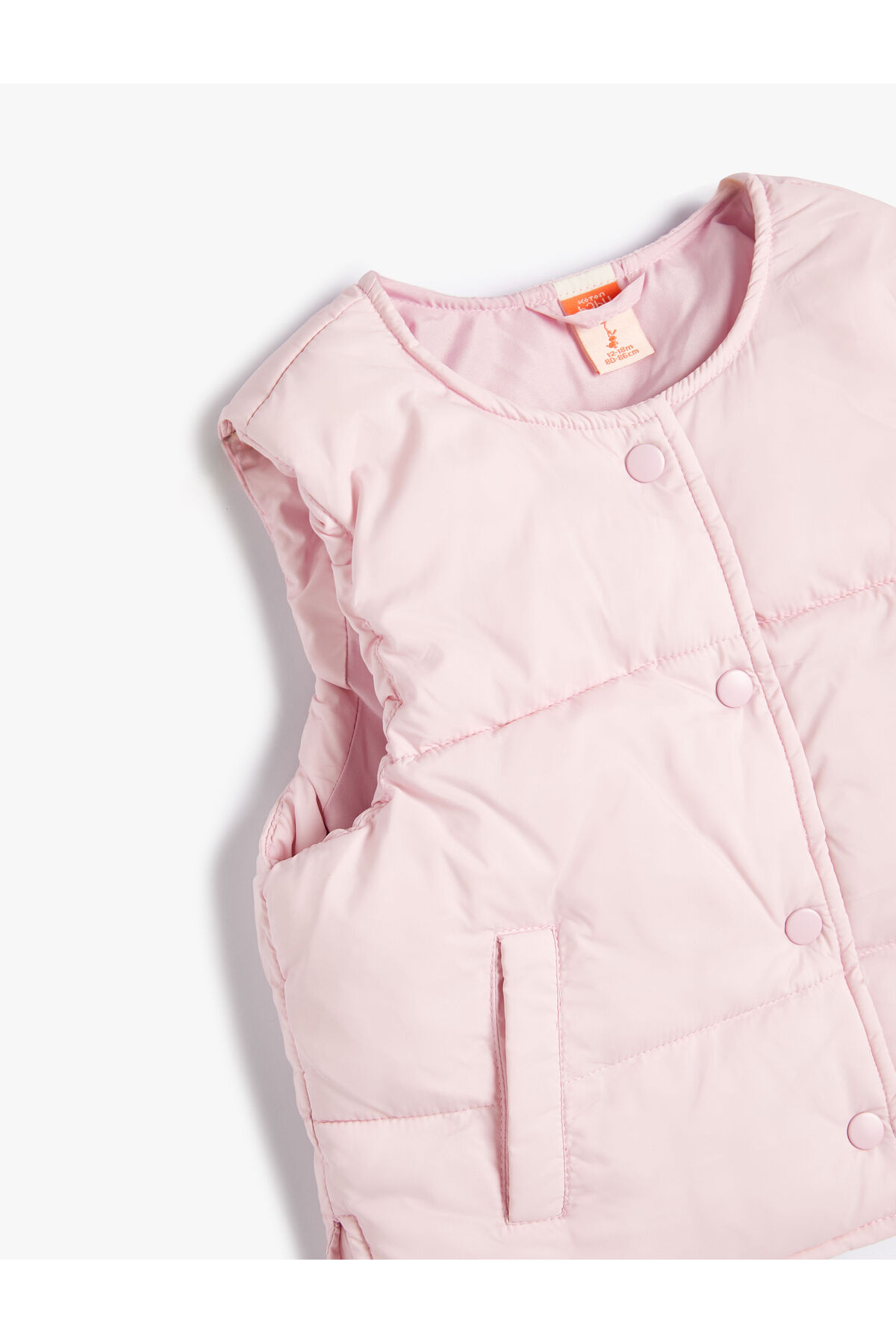 Koton Kapitone Yelek Yuvarlak Yaka Çıtçıtlı Cepli fotoğrafı 3 (önizleme)