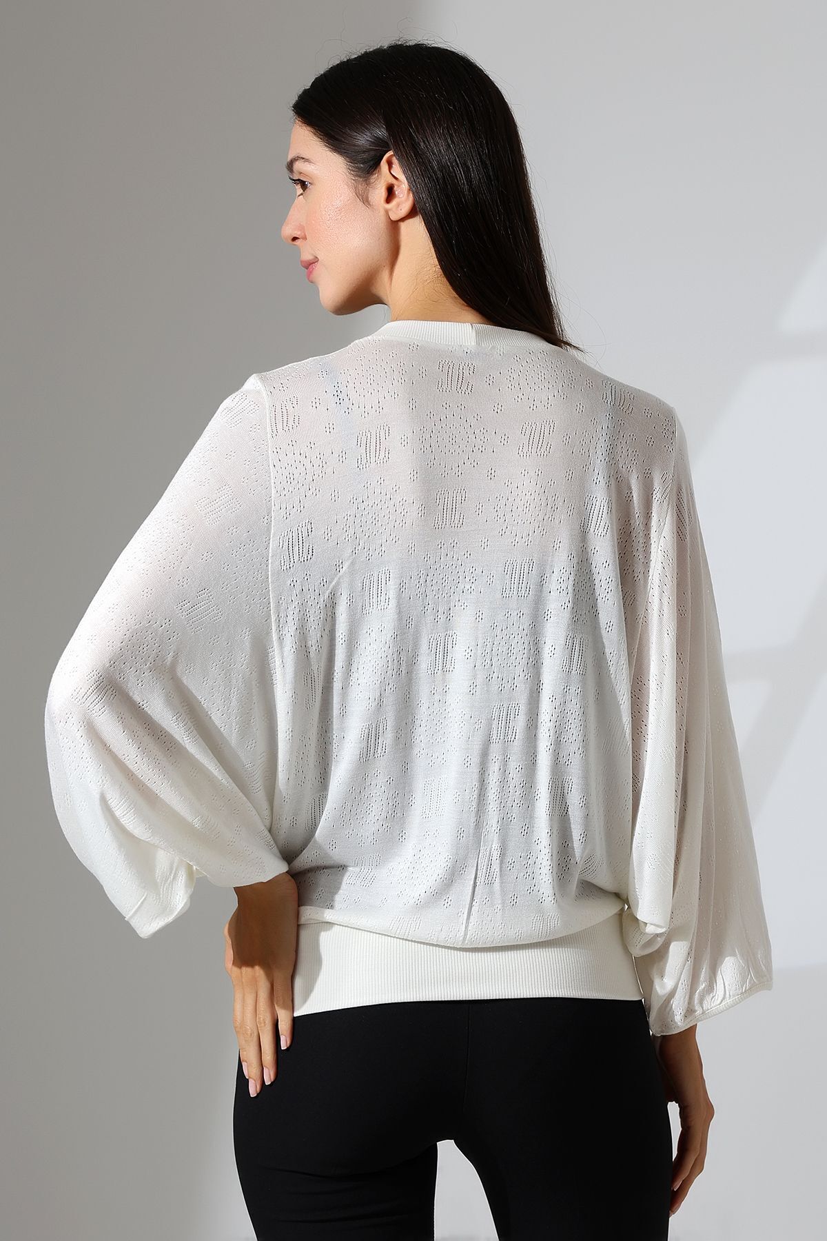 Şiir  Janerio Kadın Ajurlu Rahat Kalıp Penye Geniş Balon Kol 3 Düğmeli Hırka & Penye Hırka - Ekru - Görsel 8