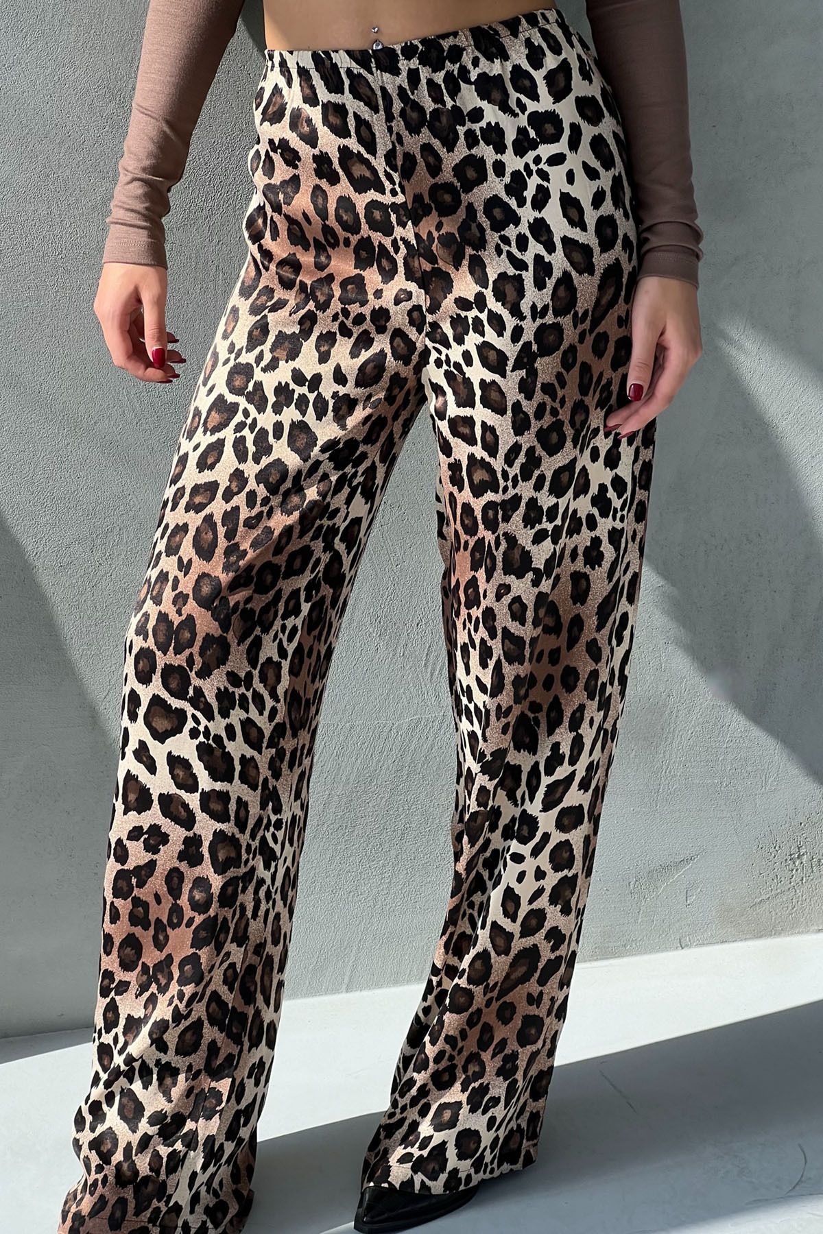 Seda Yalçın Atelier-Leopard Pattern Elastic Waist Satin Trousers 3